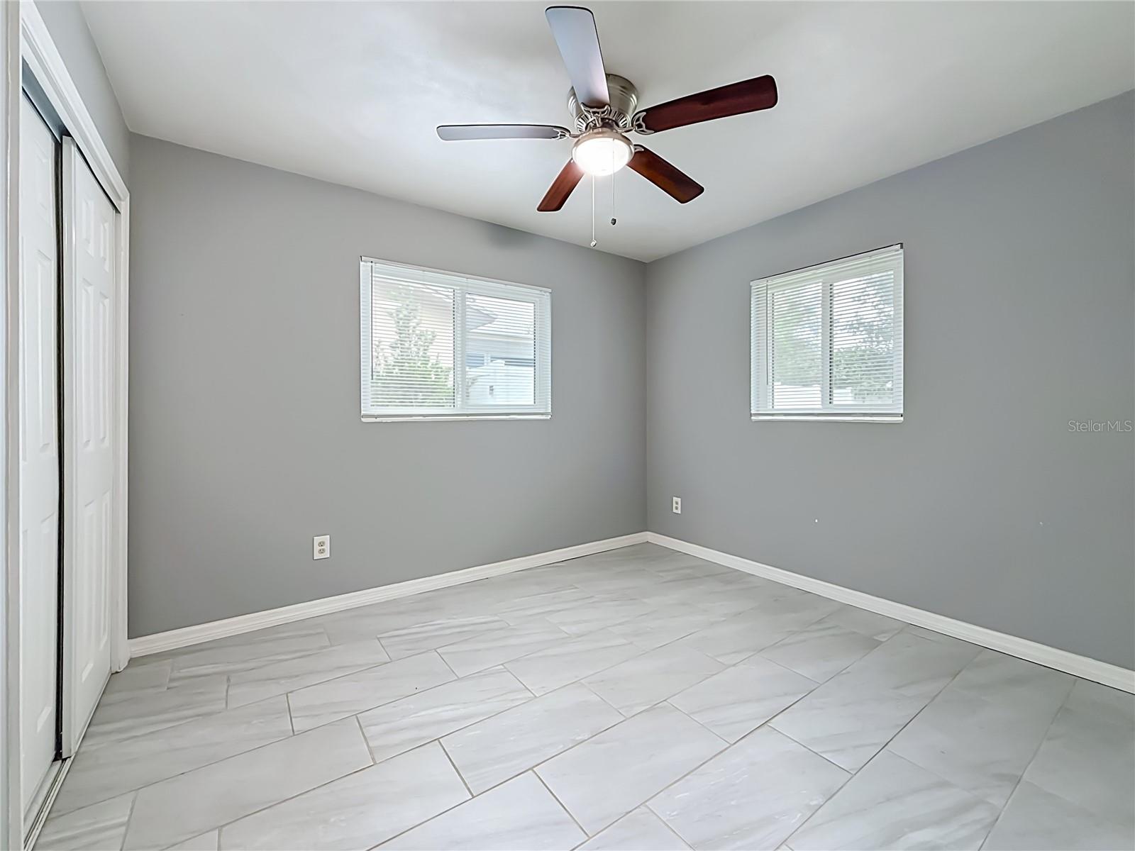 LARGO LAKE VILLAS - Residential
