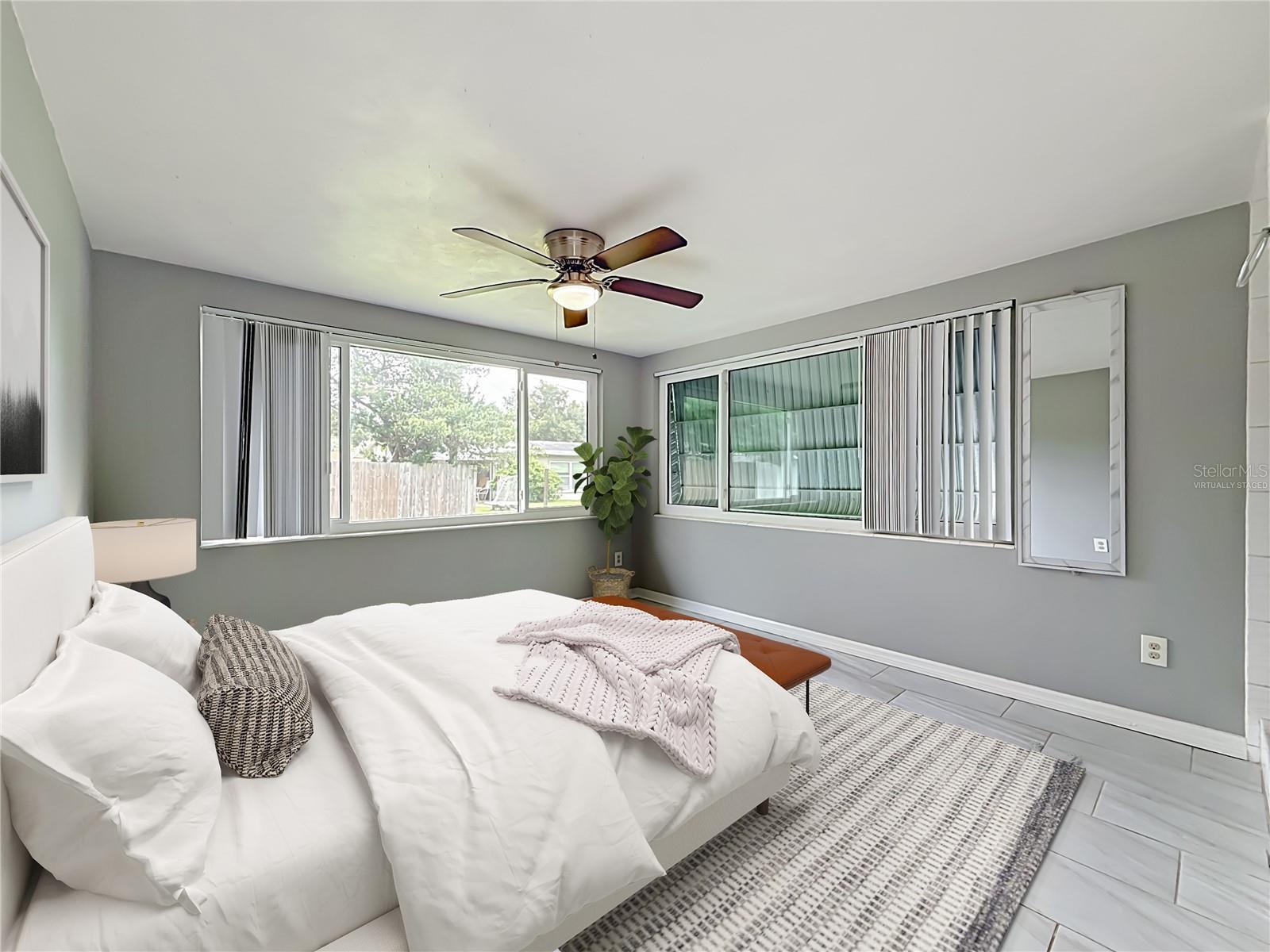 LARGO LAKE VILLAS - Residential