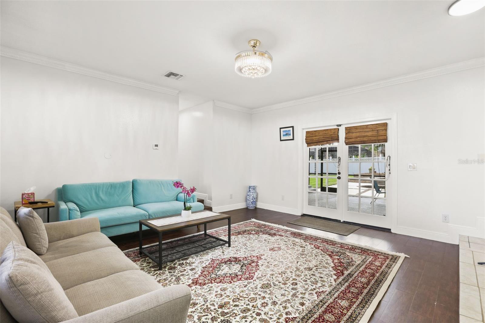 BAY VISTA ESTATES - Residential