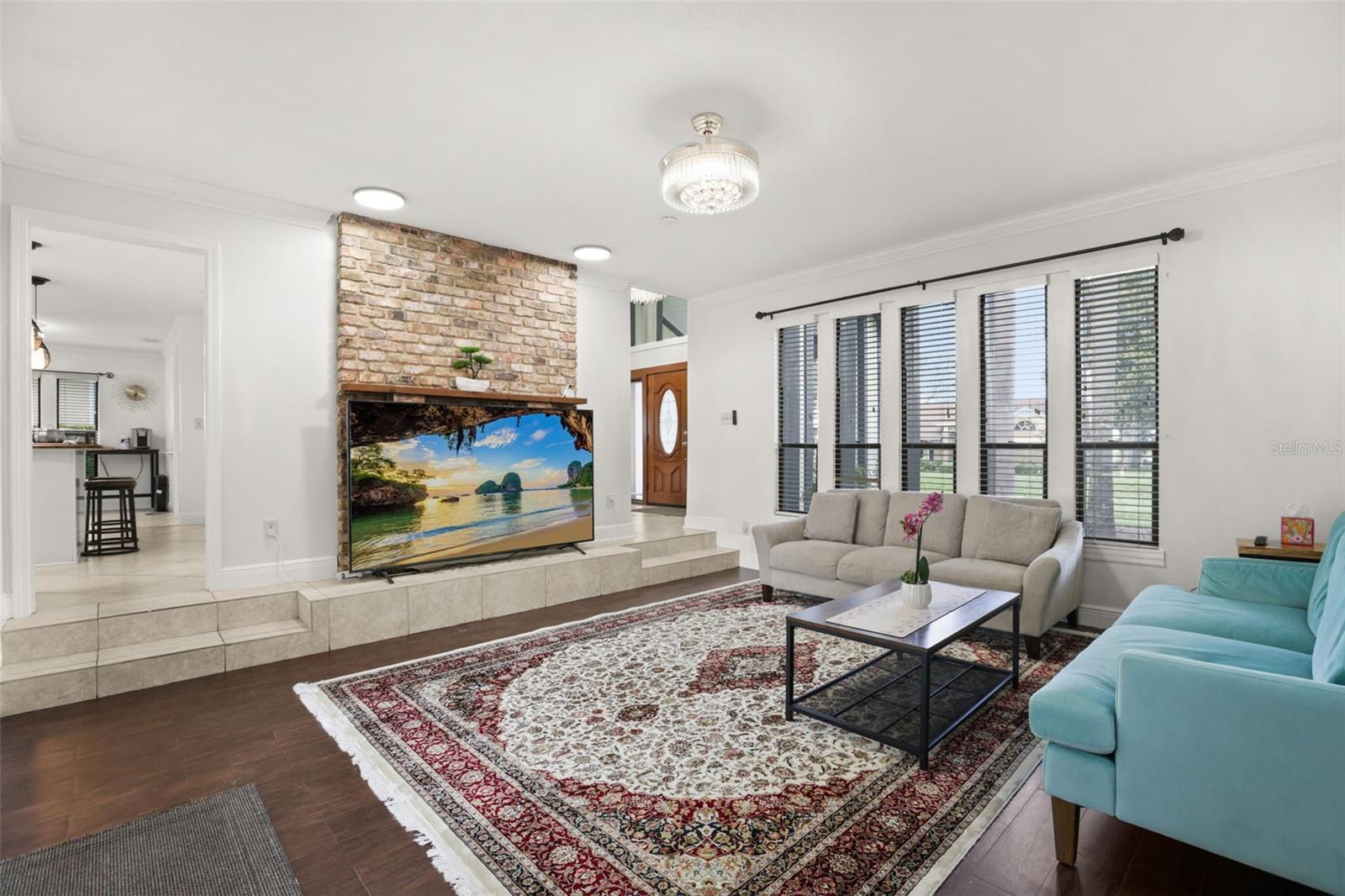 BAY VISTA ESTATES - Residential