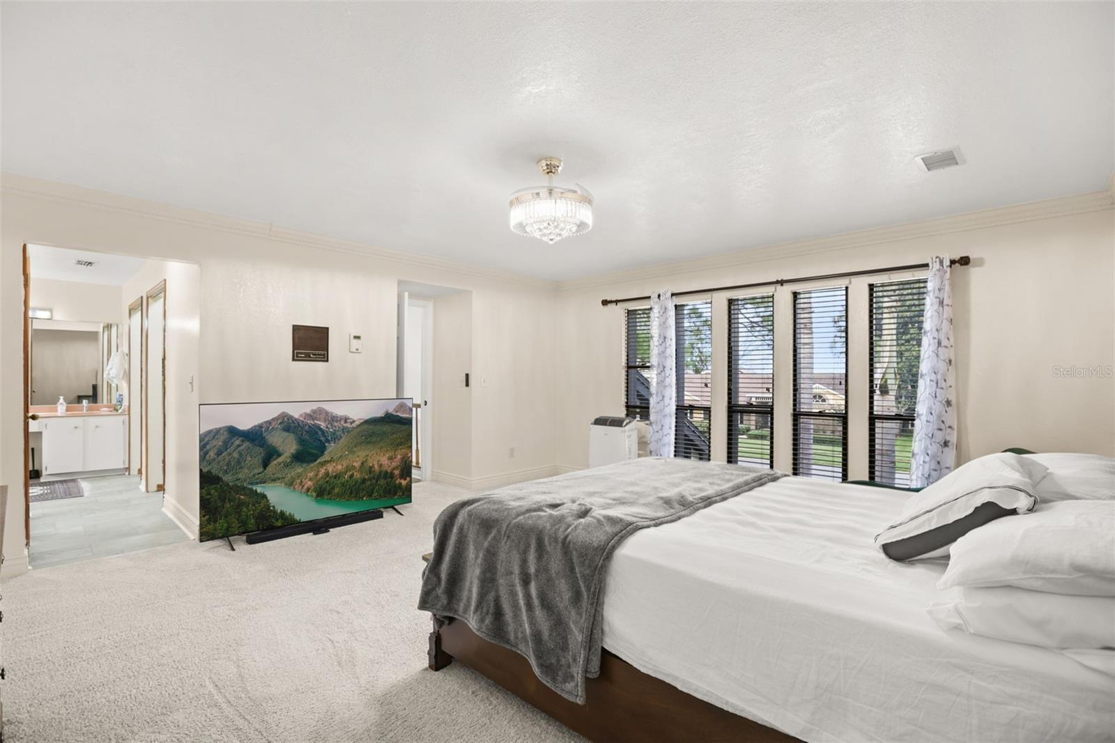 BAY VISTA ESTATES - Residential