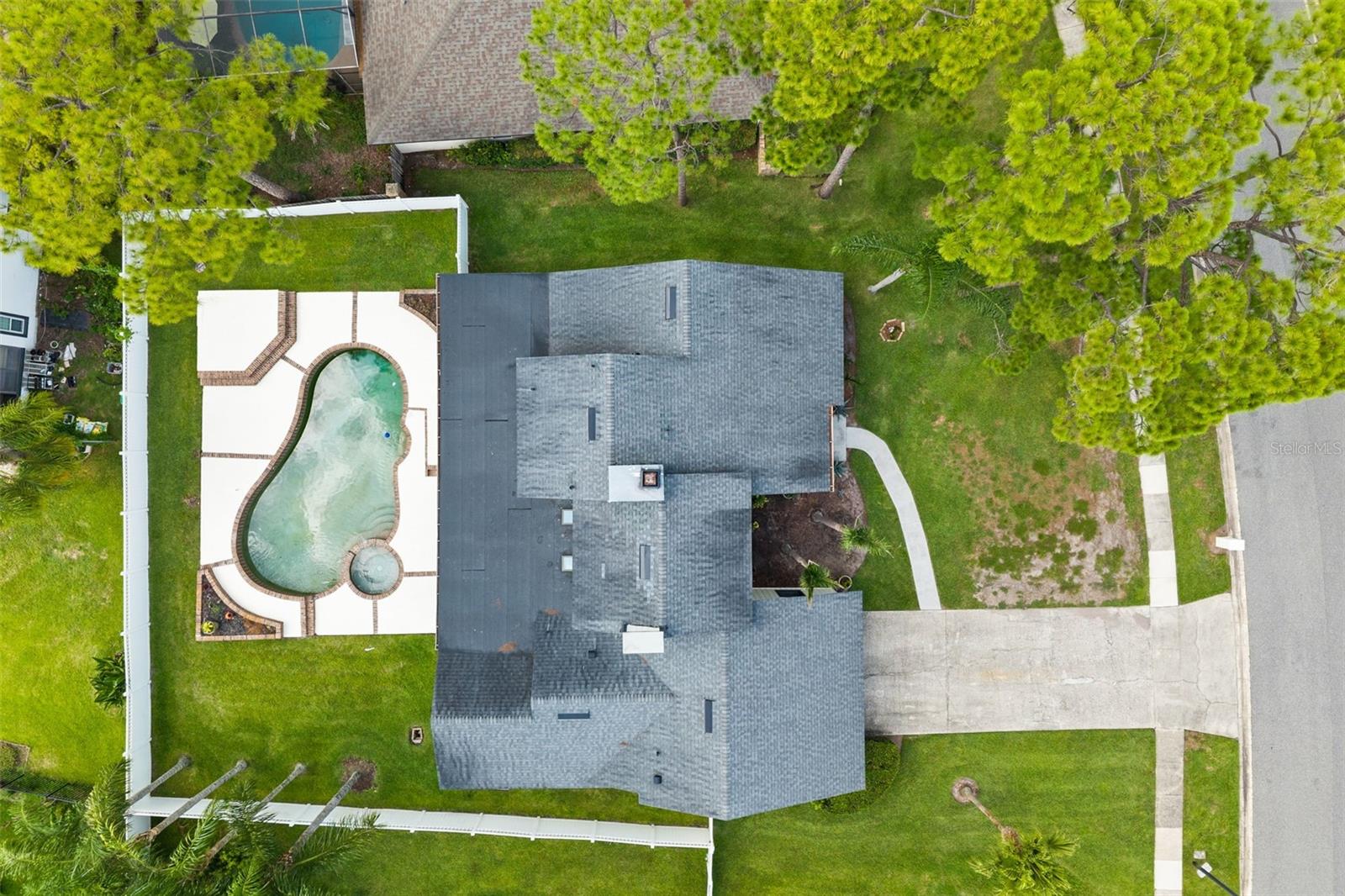 BAY VISTA ESTATES - Residential