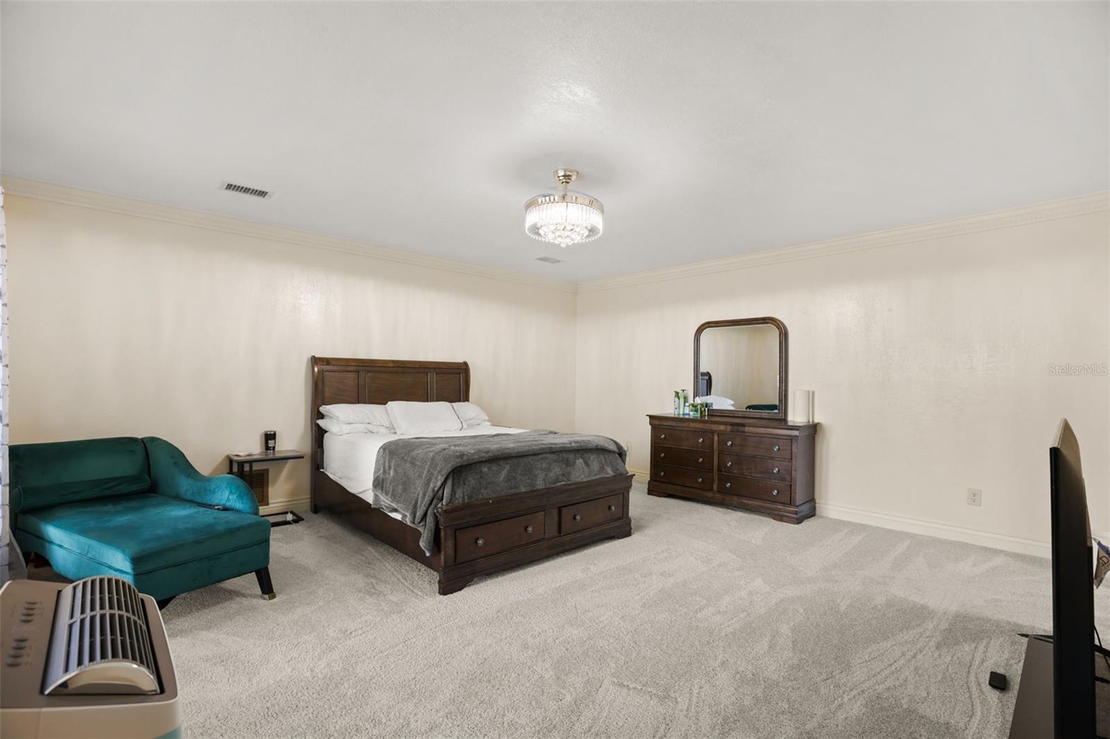 BAY VISTA ESTATES - Residential