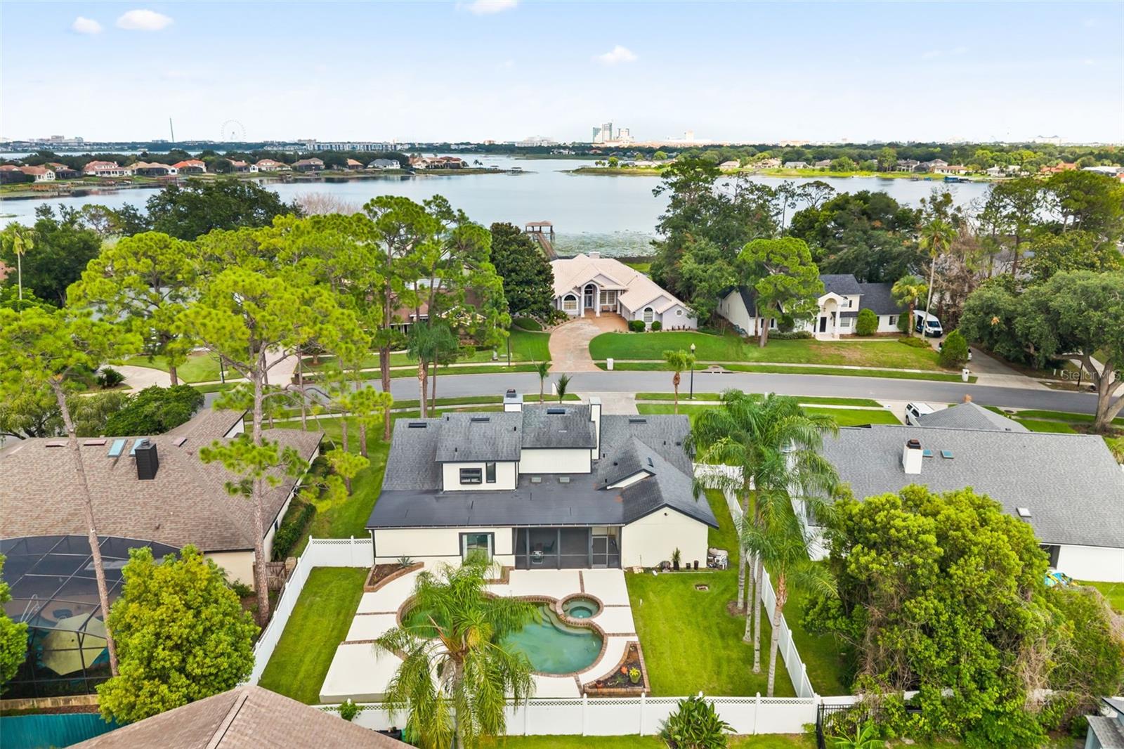 BAY VISTA ESTATES - Residential