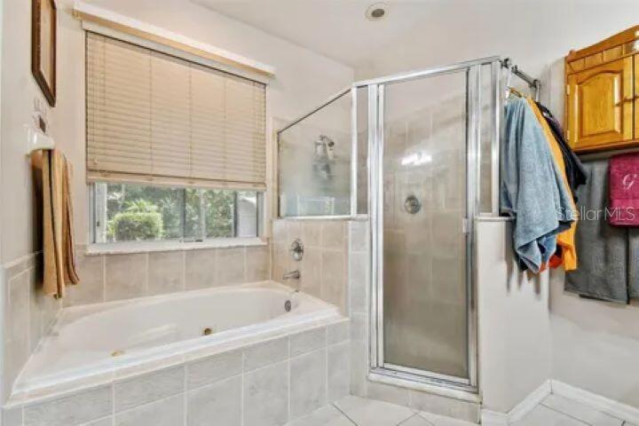 HICKORY HOLLOW UNIT 3 - Residential