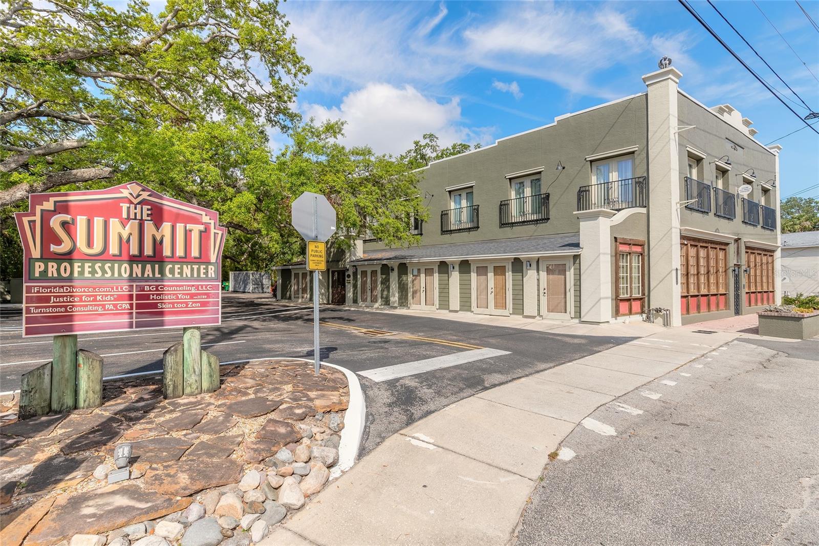 WALKERS HOLLY HILL - Commercial Sale