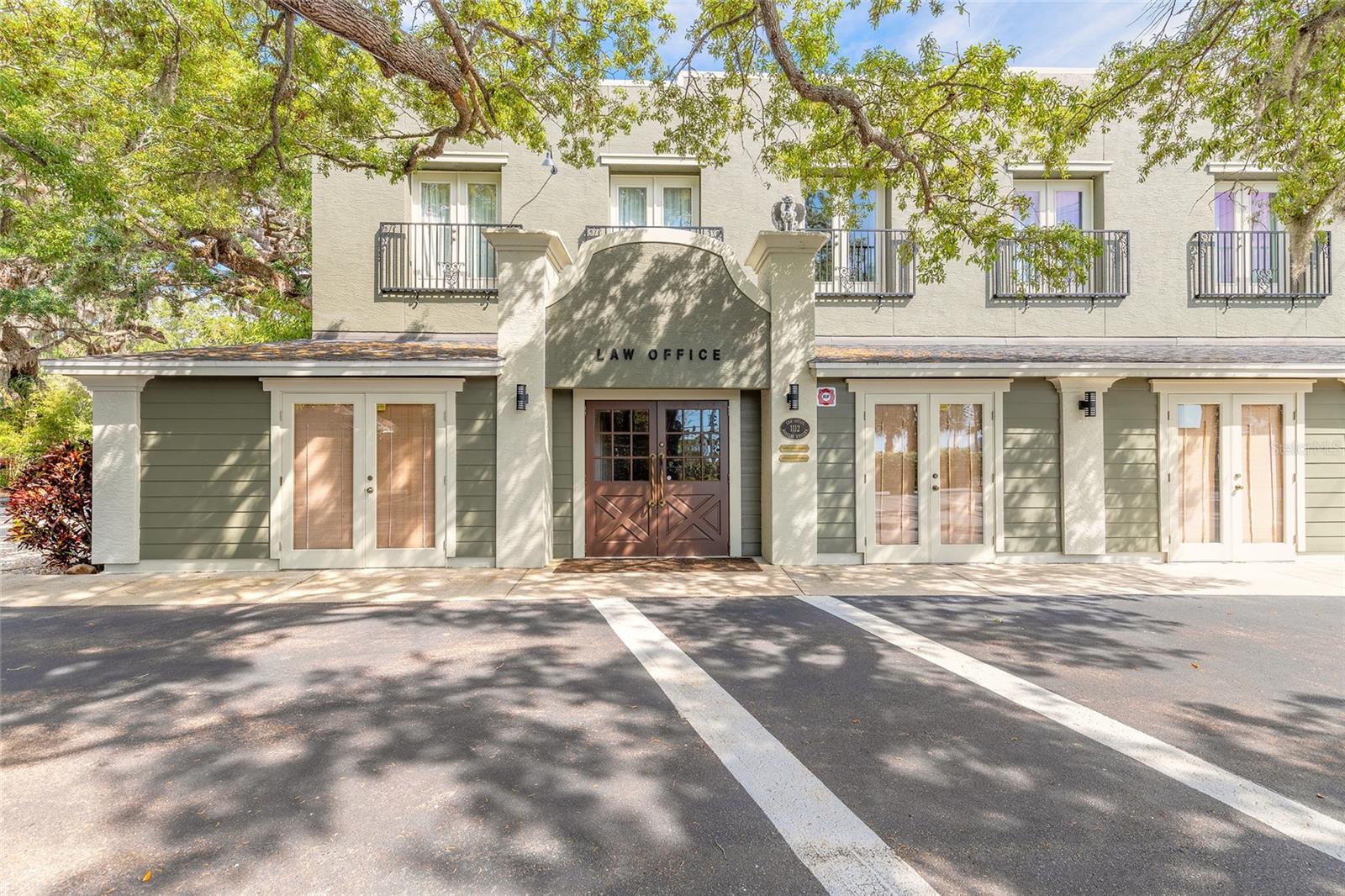 WALKERS HOLLY HILL - Commercial Sale