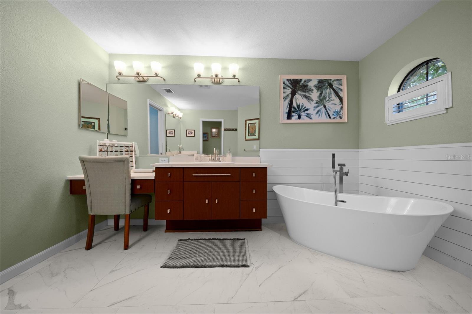 FOUNTAINS/GOLF PARK - Residential