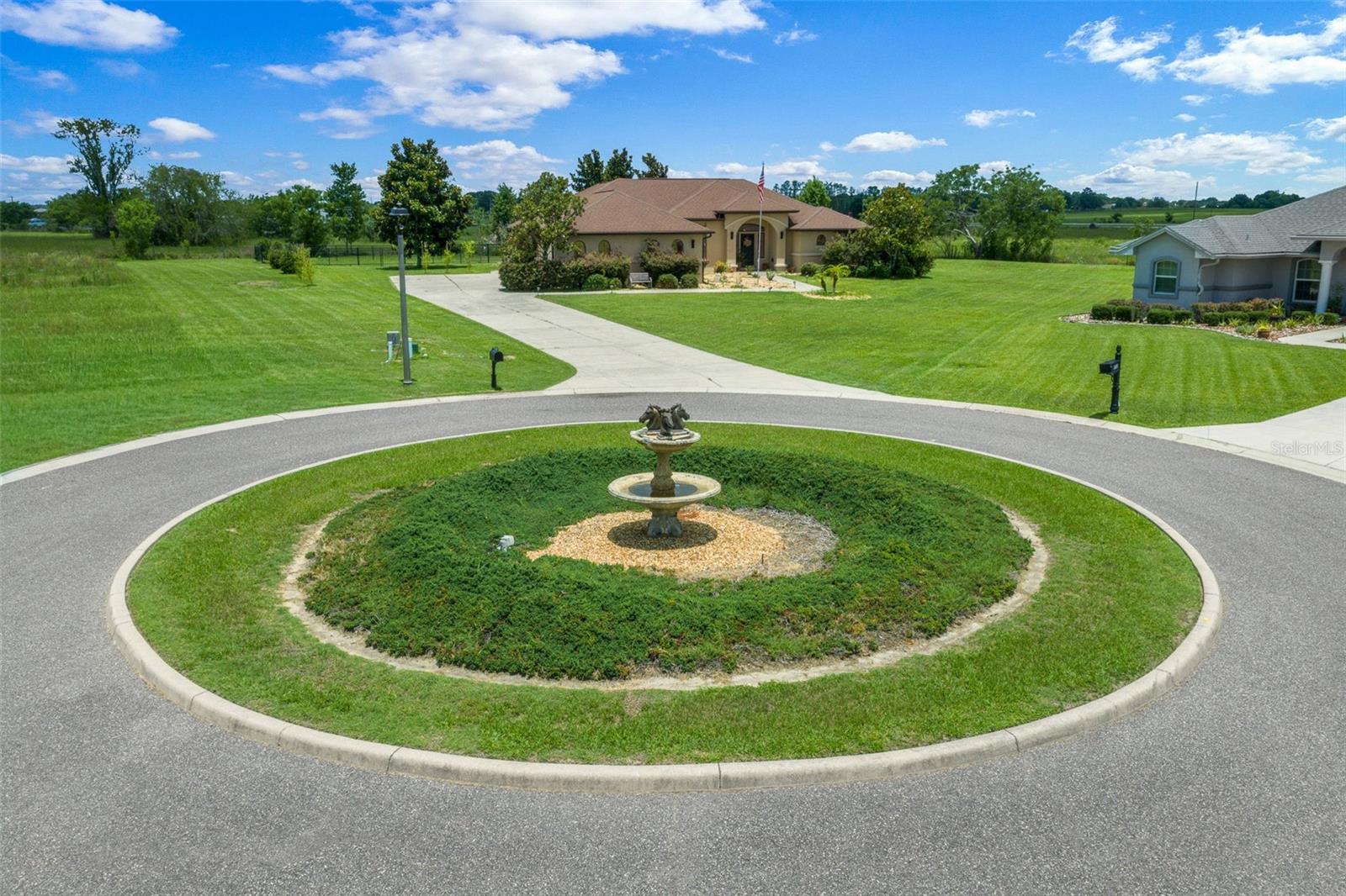 FOUNTAINS/GOLF PARK - Residential