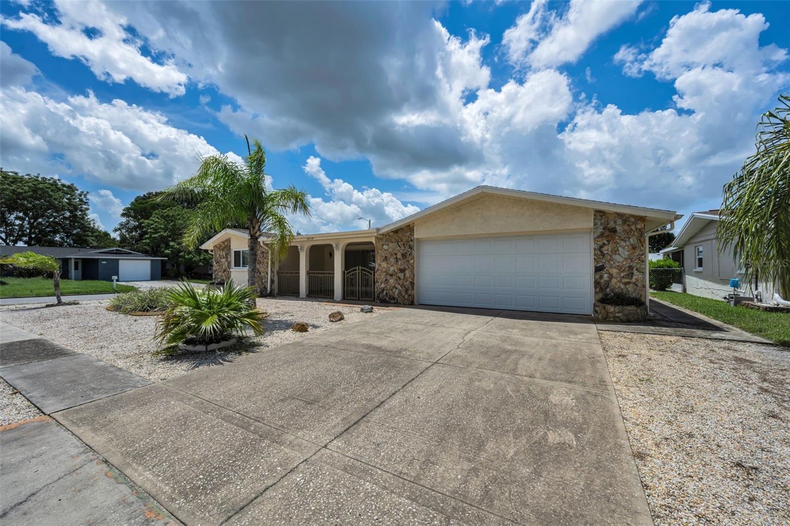 HOLIDAY GARDEN ESTATES - Residential