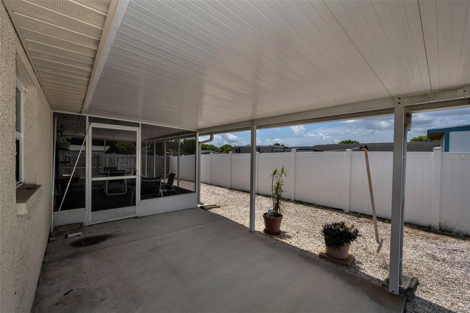 HOLIDAY GARDEN ESTATES - Residential