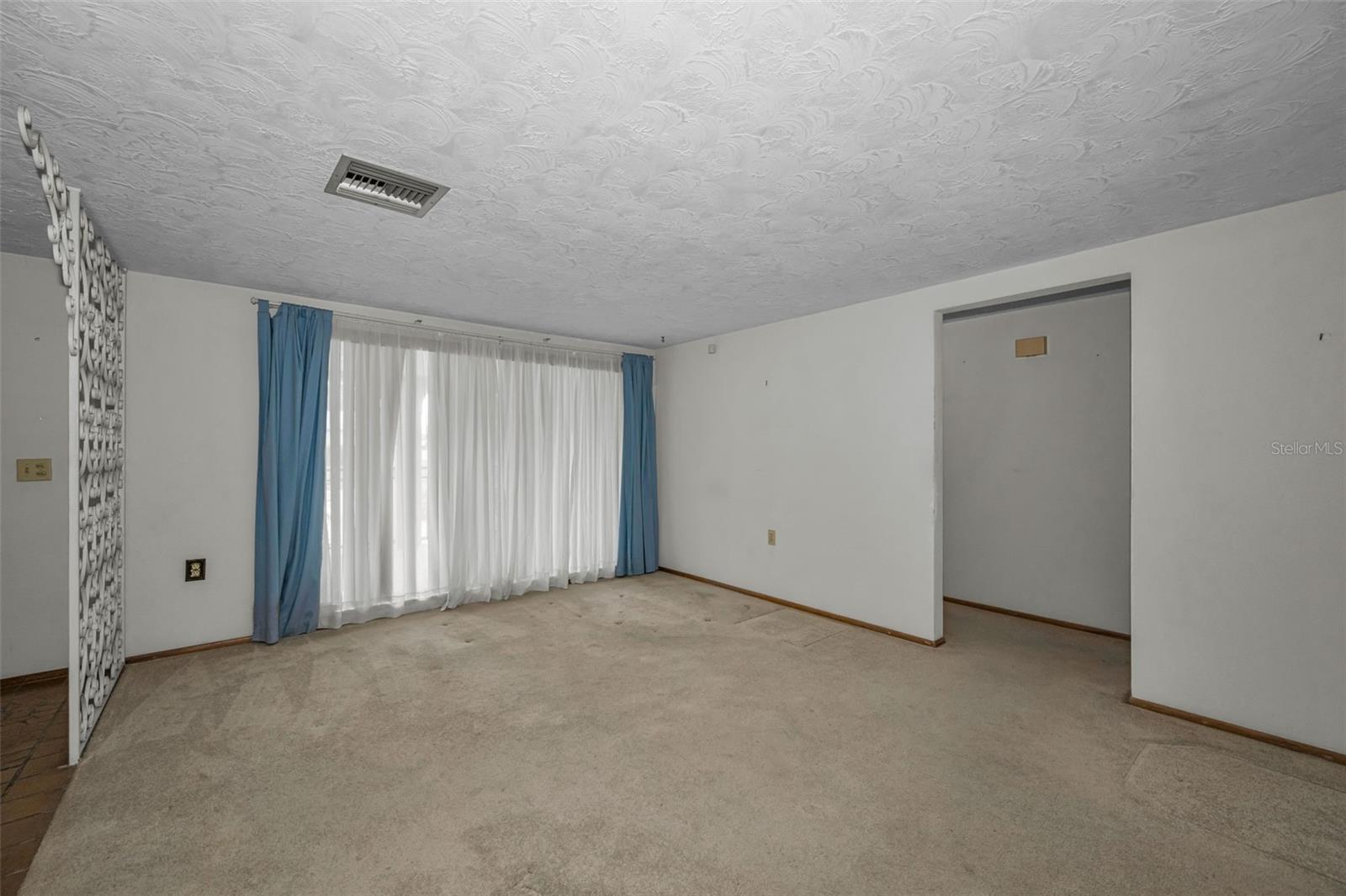 HOLIDAY GARDEN ESTATES - Residential