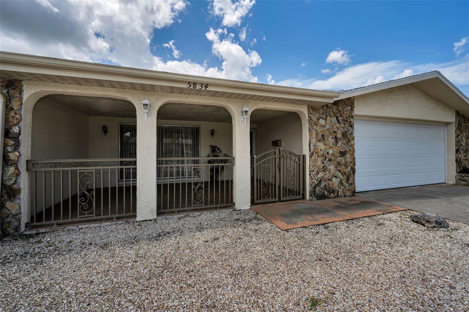 HOLIDAY GARDEN ESTATES - Residential