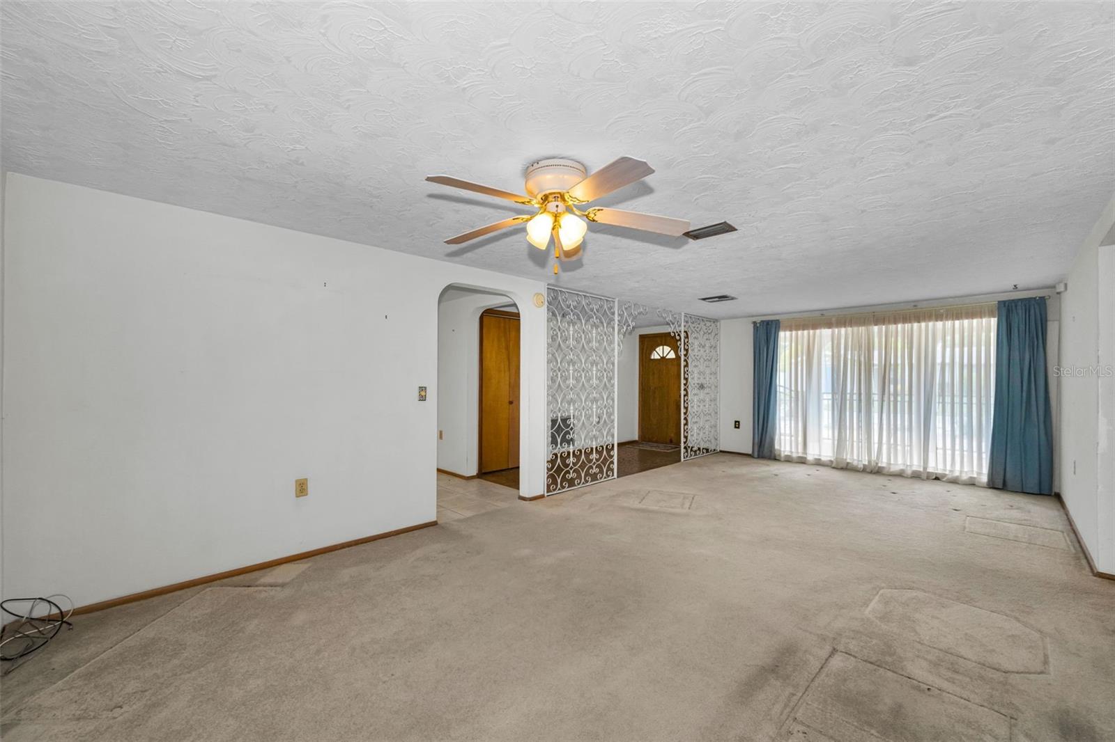 HOLIDAY GARDEN ESTATES - Residential