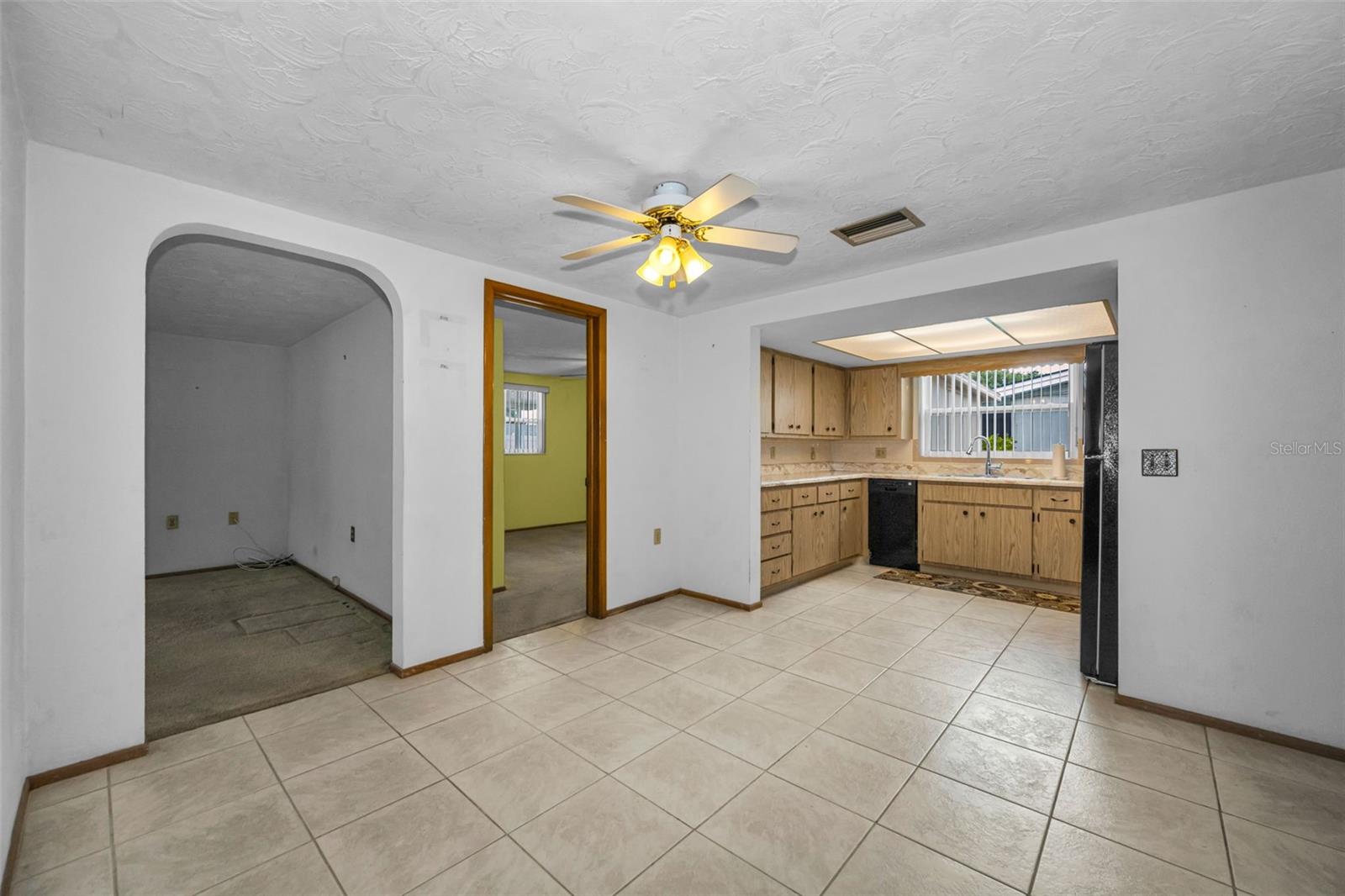 HOLIDAY GARDEN ESTATES - Residential
