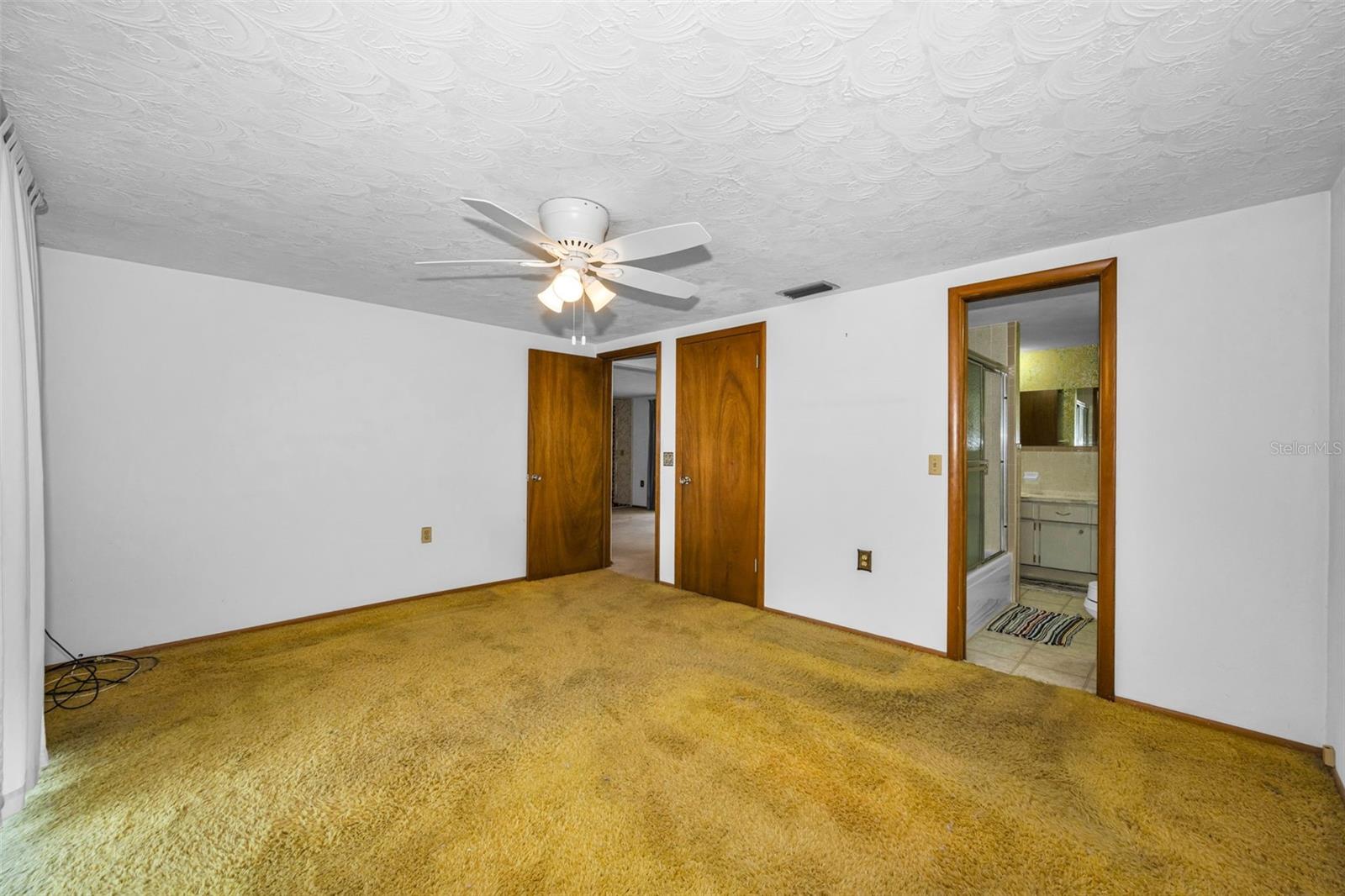 HOLIDAY GARDEN ESTATES - Residential