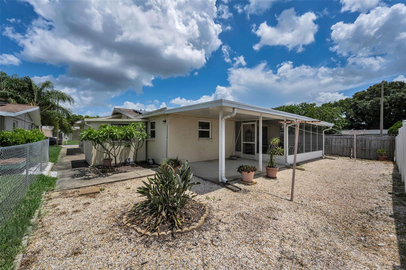 HOLIDAY GARDEN ESTATES - Residential