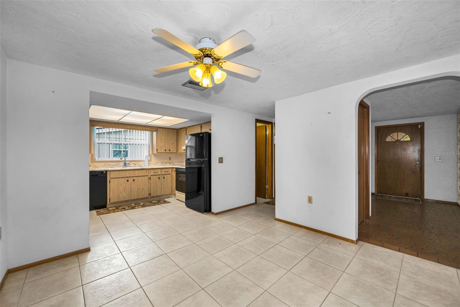 HOLIDAY GARDEN ESTATES - Residential
