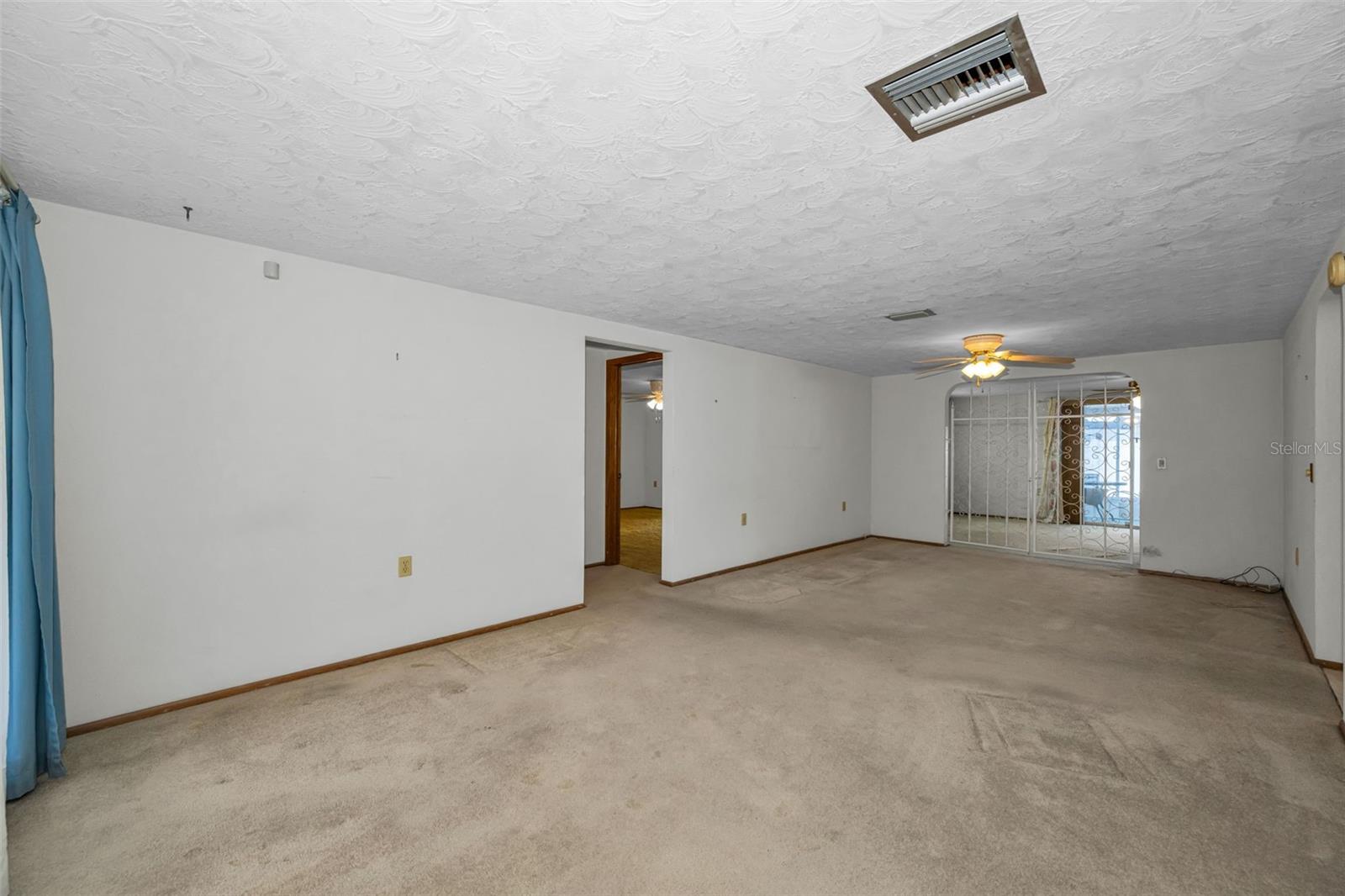 HOLIDAY GARDEN ESTATES - Residential