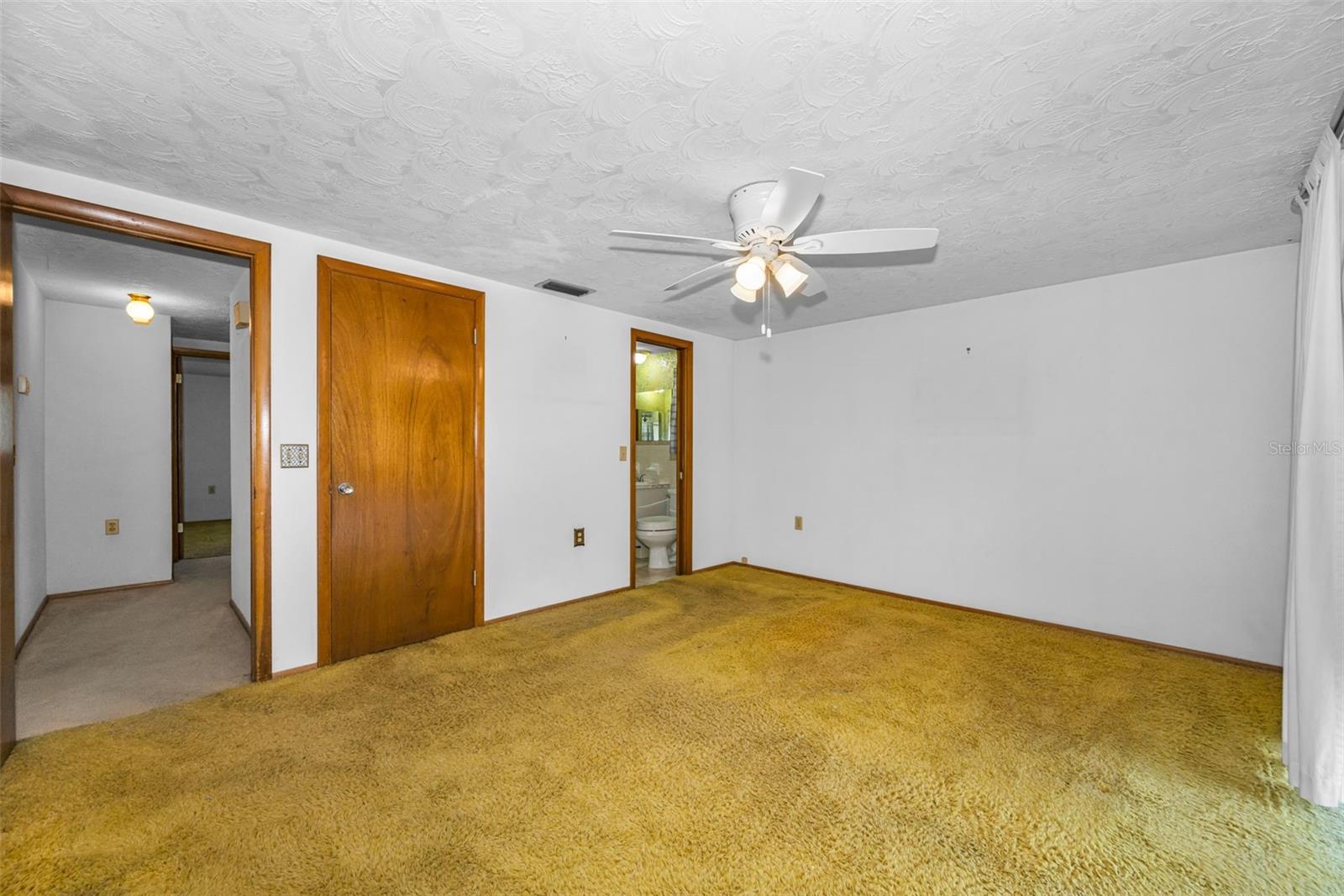 HOLIDAY GARDEN ESTATES - Residential