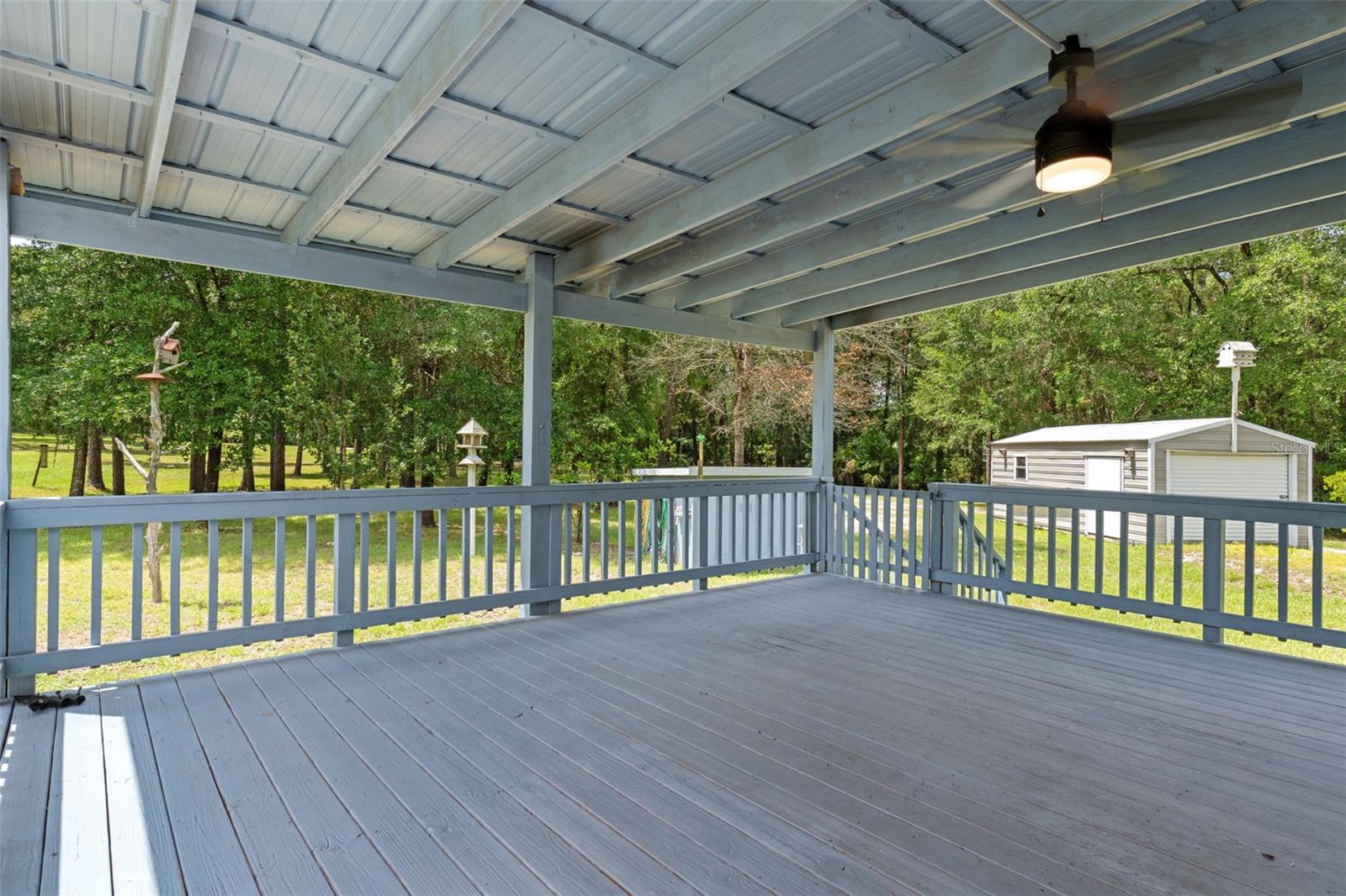 LAKE TROPICANA RANCHETTES - Residential