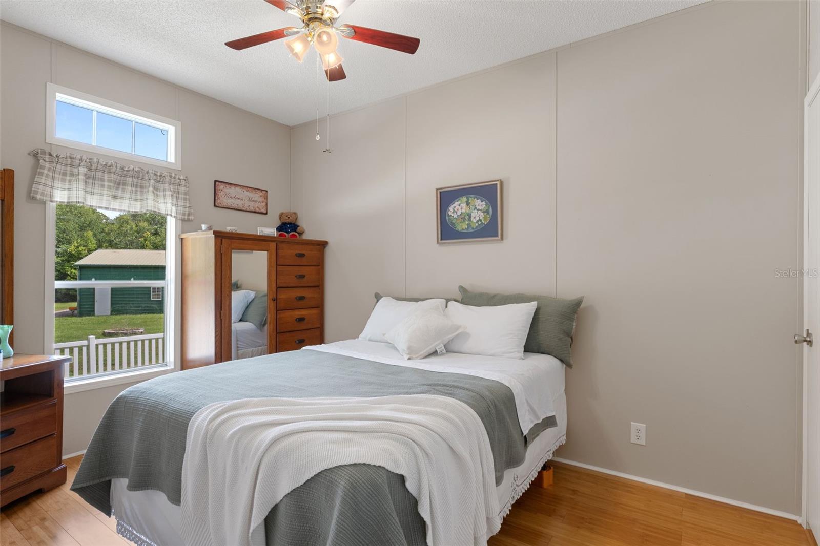 LAKE TROPICANA RANCHETTES - Residential