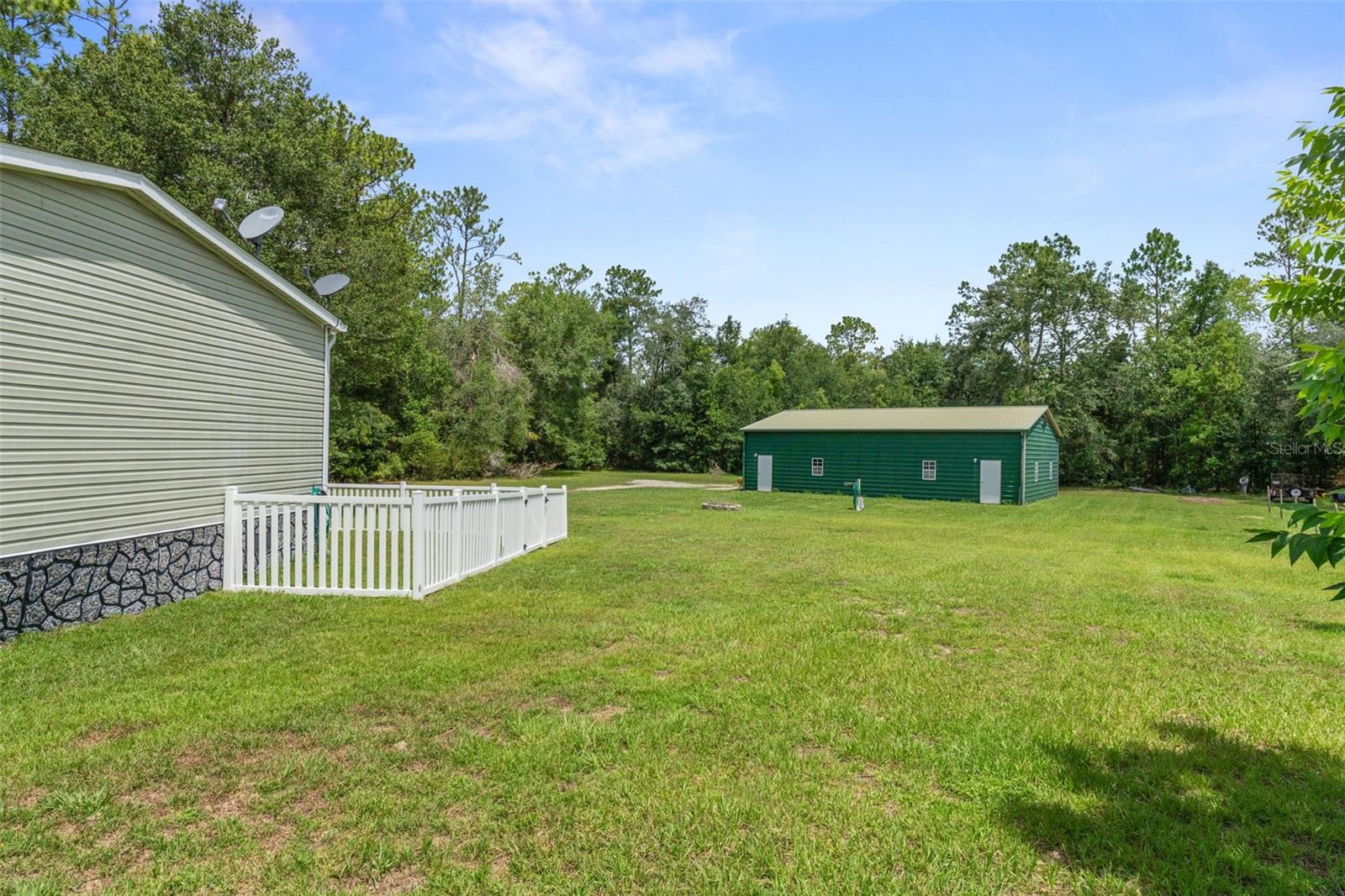 LAKE TROPICANA RANCHETTES - Residential