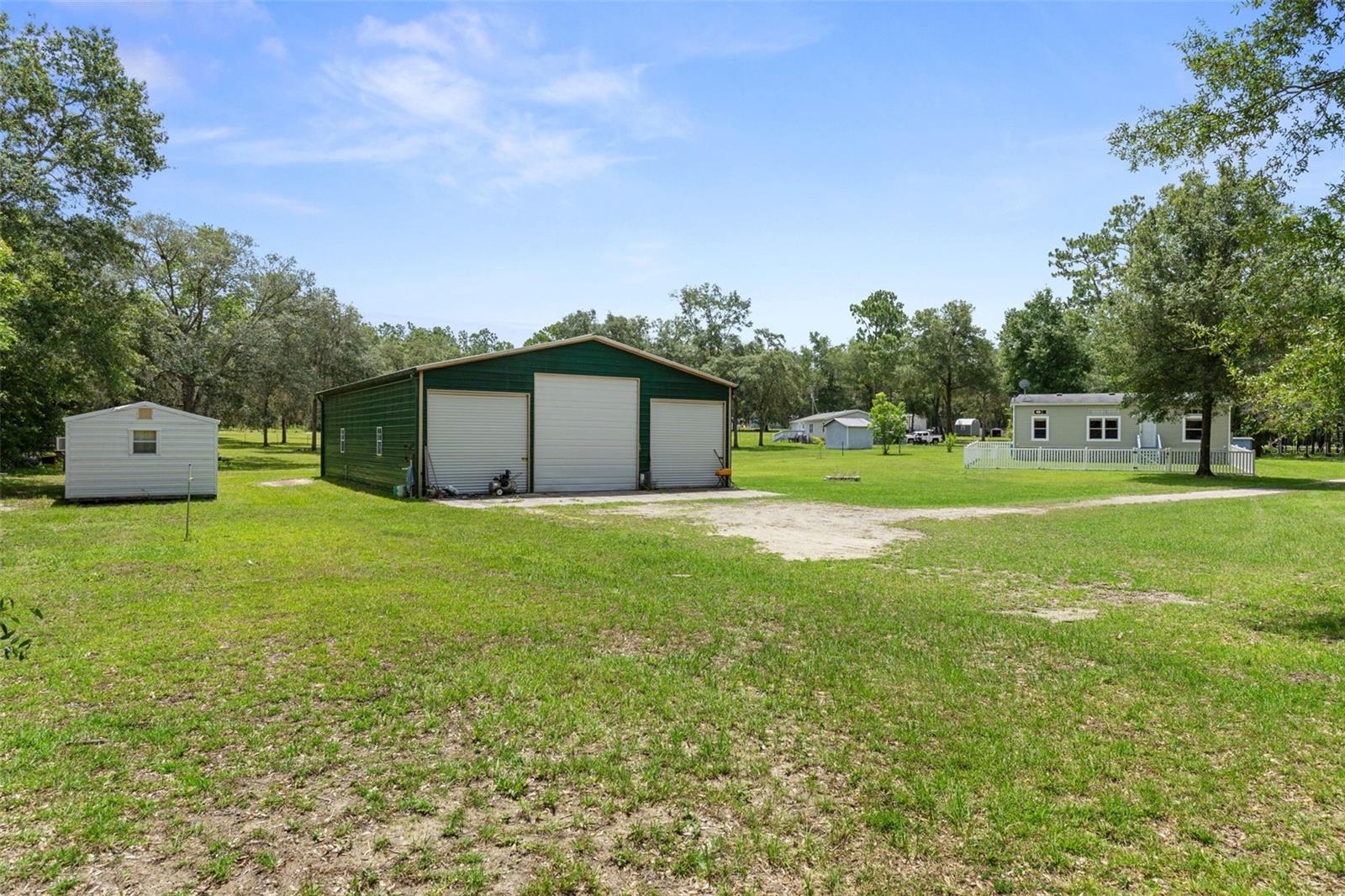 LAKE TROPICANA RANCHETTES - Residential