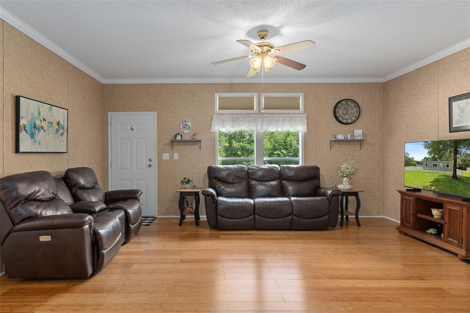 LAKE TROPICANA RANCHETTES - Residential