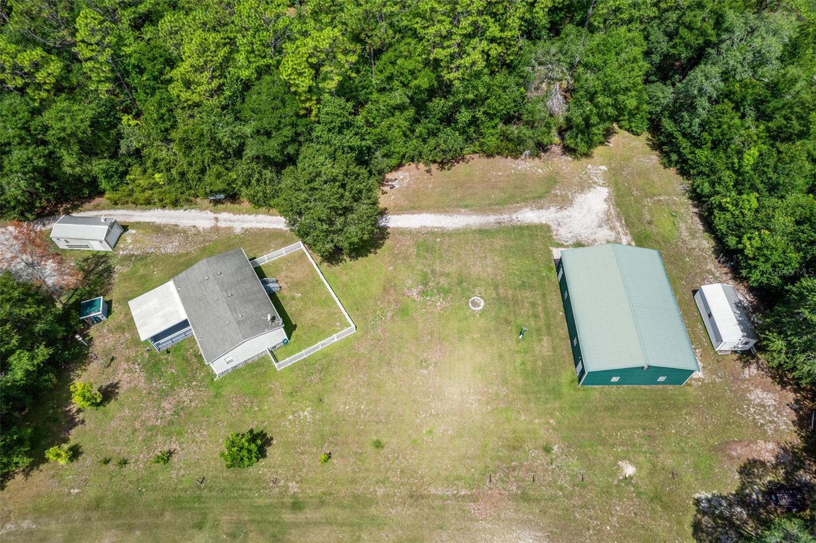 LAKE TROPICANA RANCHETTES - Residential
