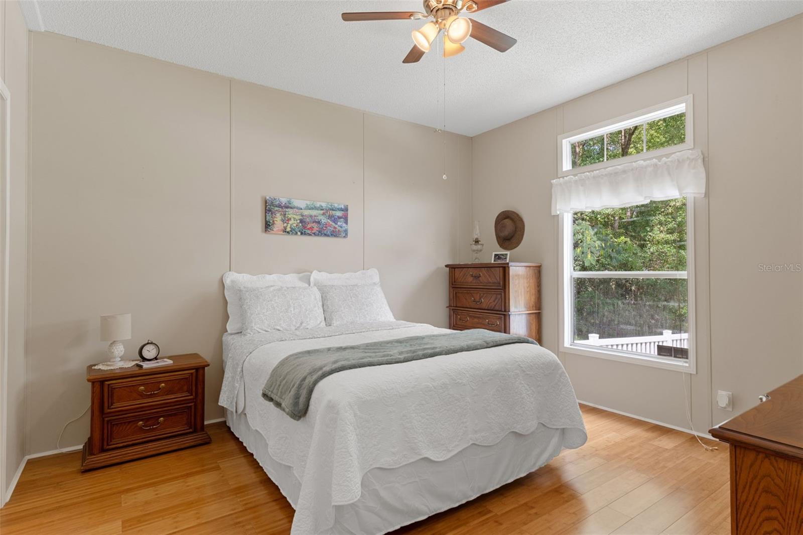 LAKE TROPICANA RANCHETTES - Residential