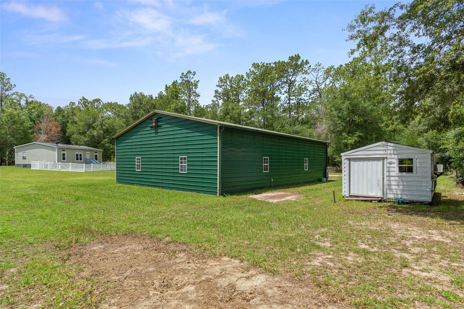LAKE TROPICANA RANCHETTES - Residential