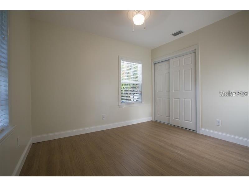 RIVERSIDE NORTH - Residential Lease