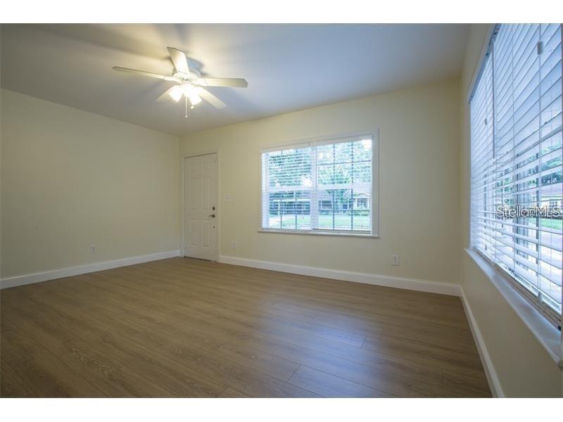 RIVERSIDE NORTH - Residential Lease