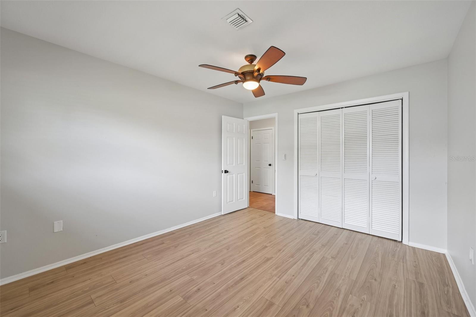BAY POINT CORR OF - Residential