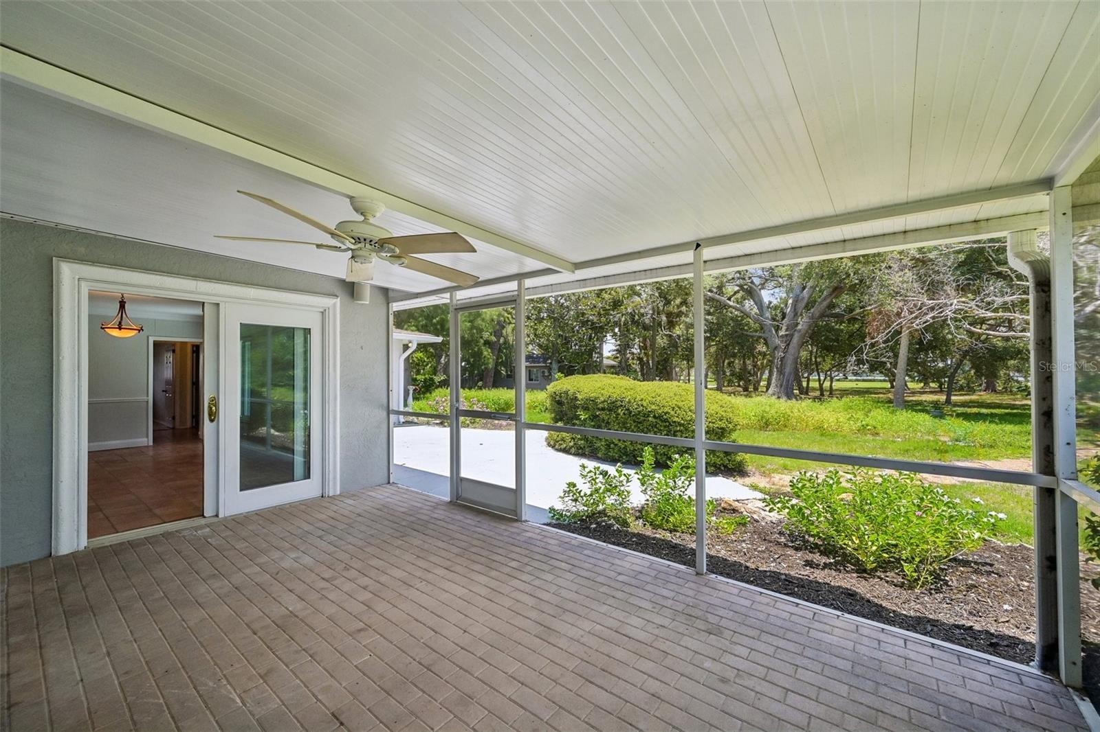 BAY POINT CORR OF - Residential