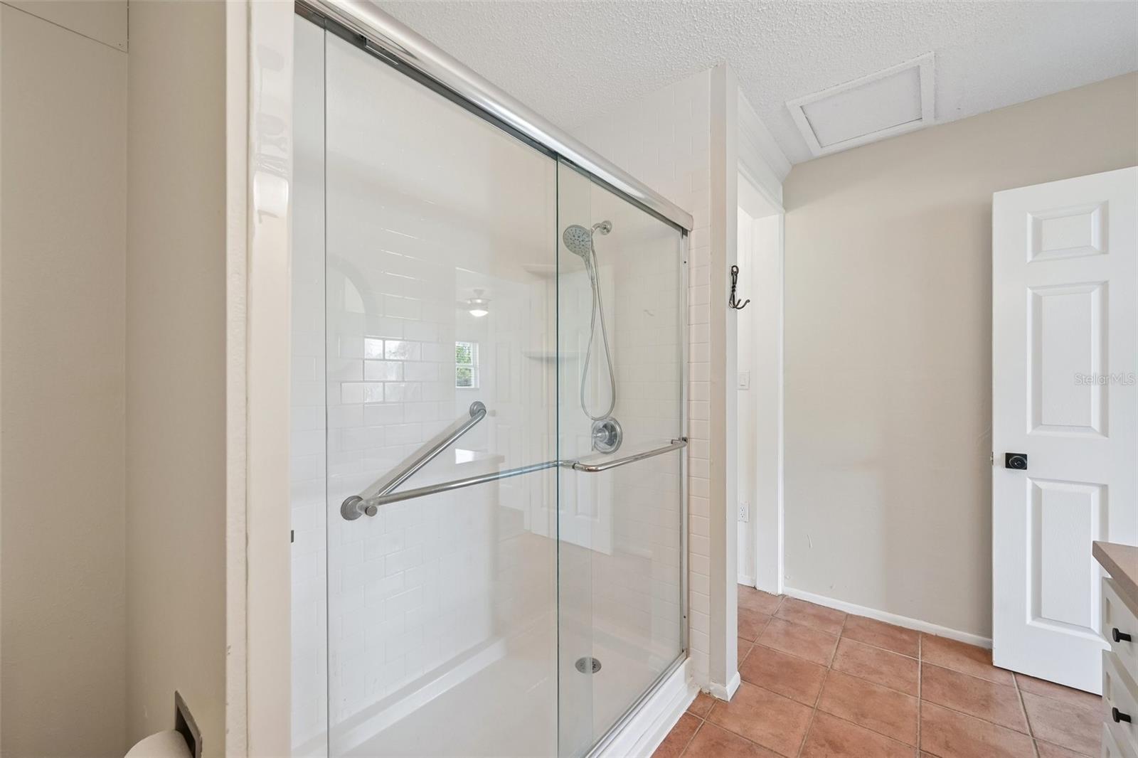 BAY POINT CORR OF - Residential