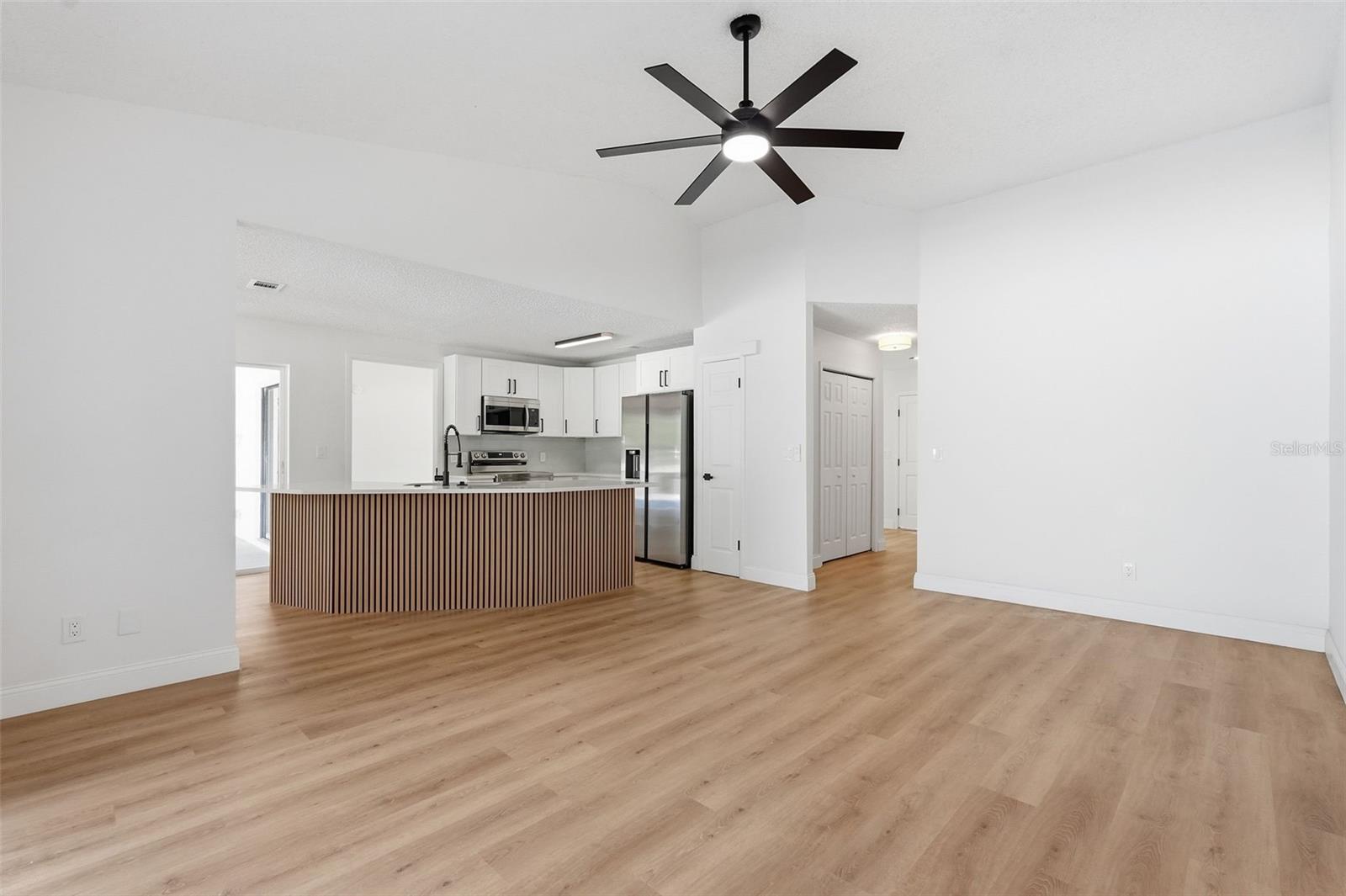 SPRING HILL - Residential