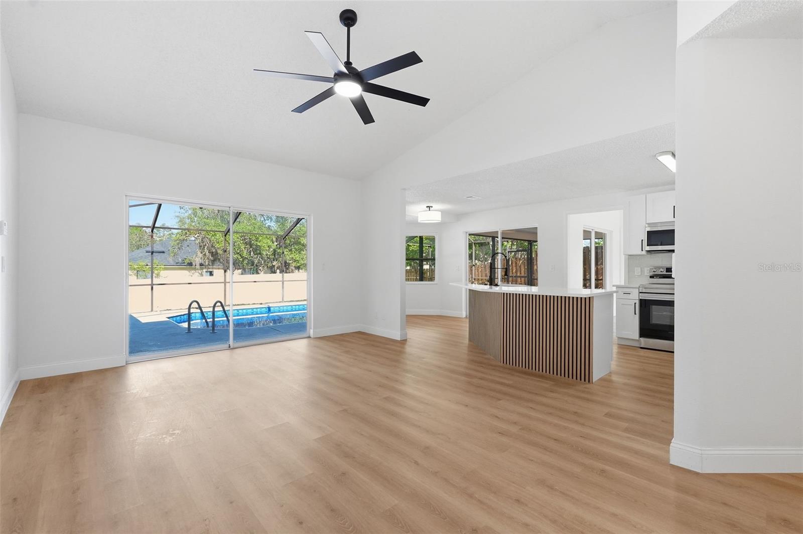 SPRING HILL - Residential