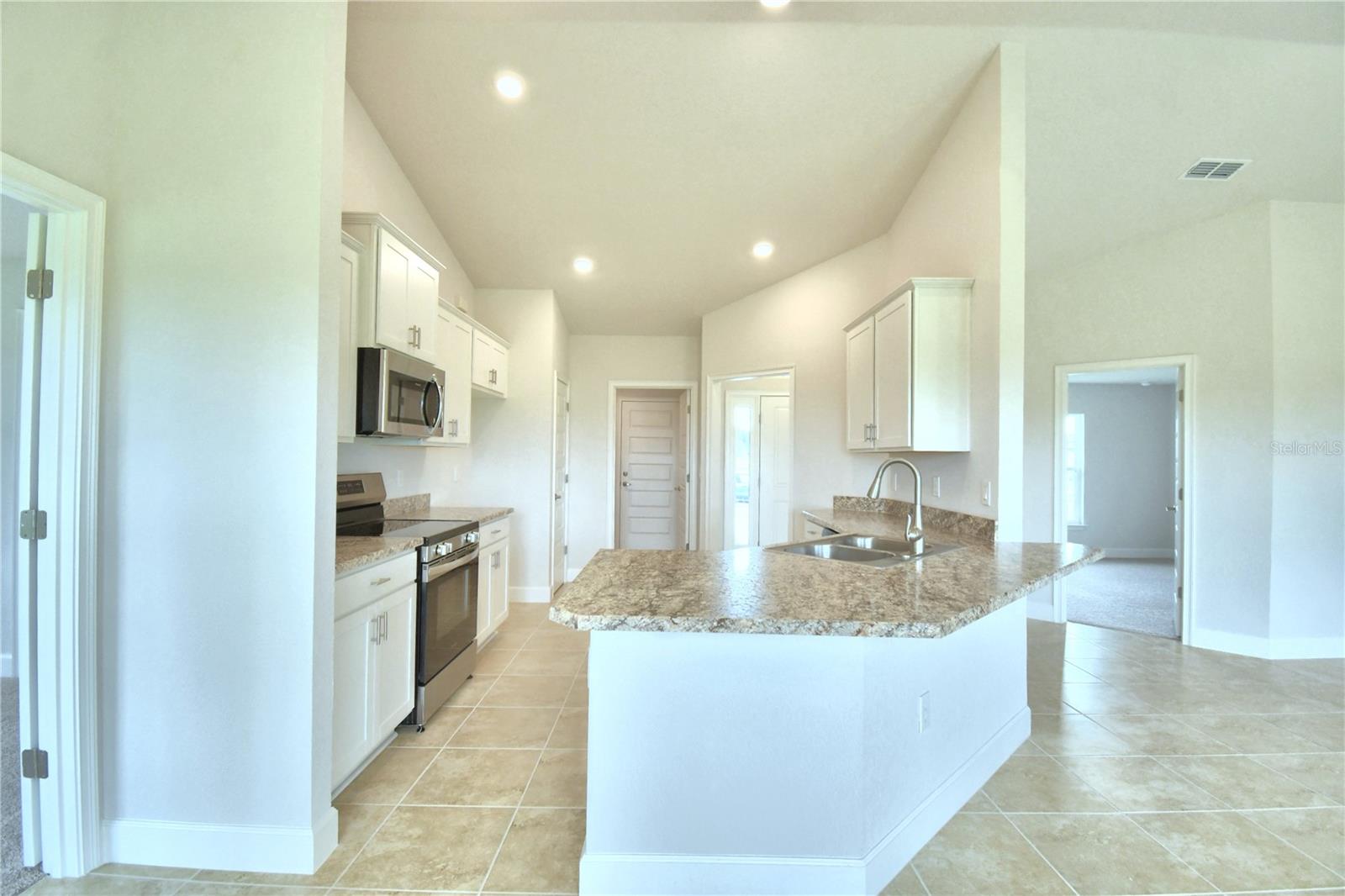 CADENCE CROSSING - Residential