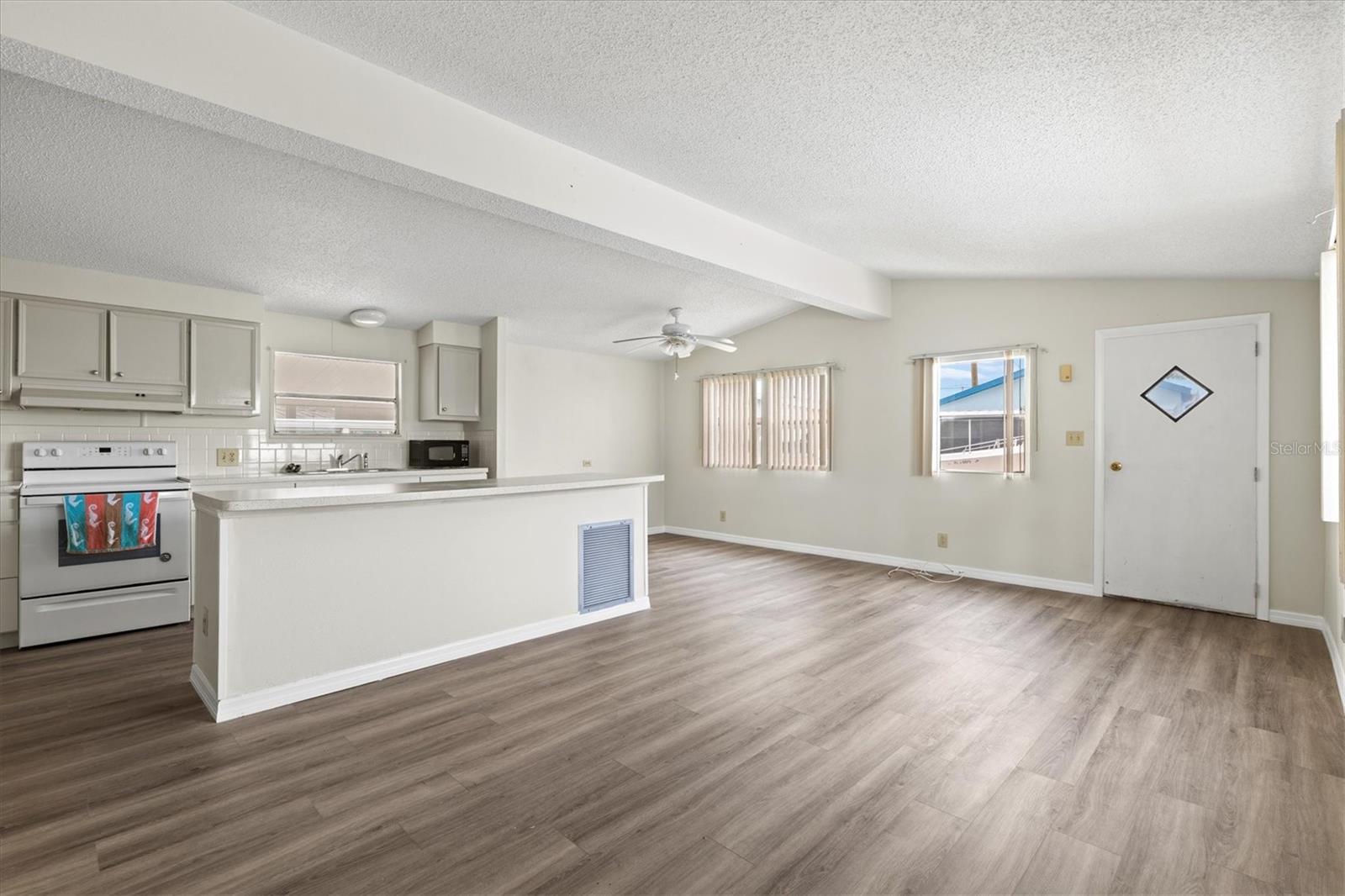 SUNNY SHORES TRAILER COMMUNITY - Residential