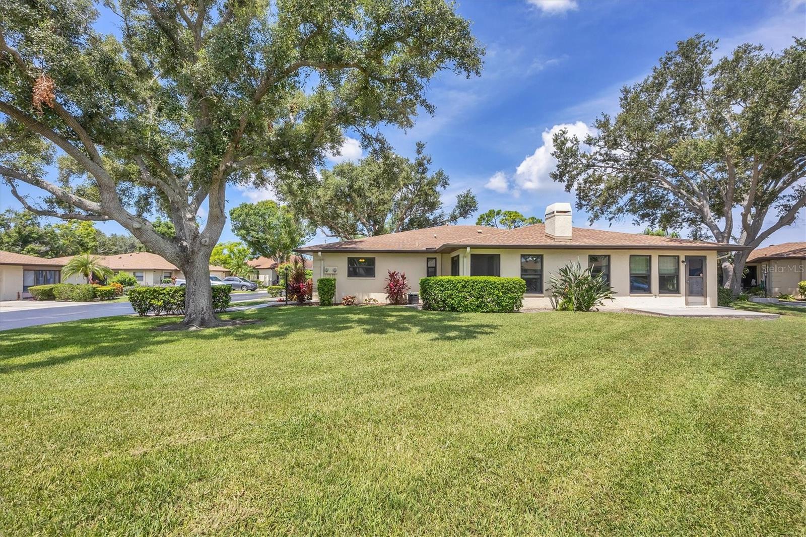 VIVIENDA AT BRADENTON II - Residential
