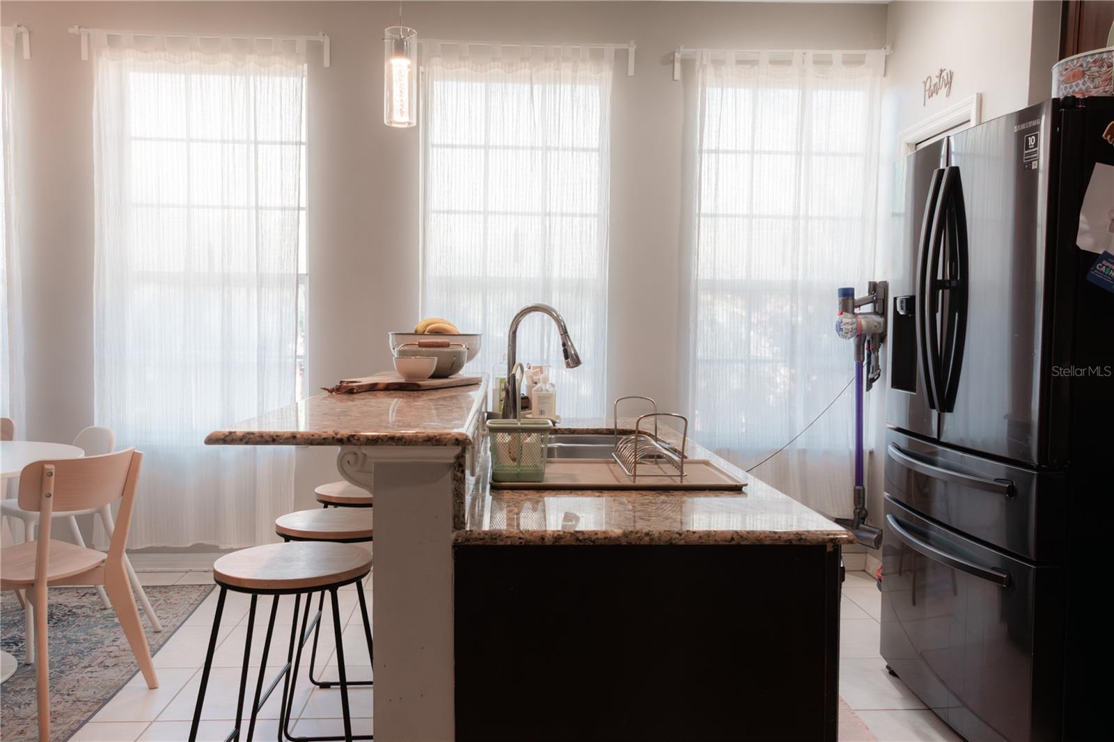 BAYSHORE POINTE TWNHM PH 2 - Residential Lease
