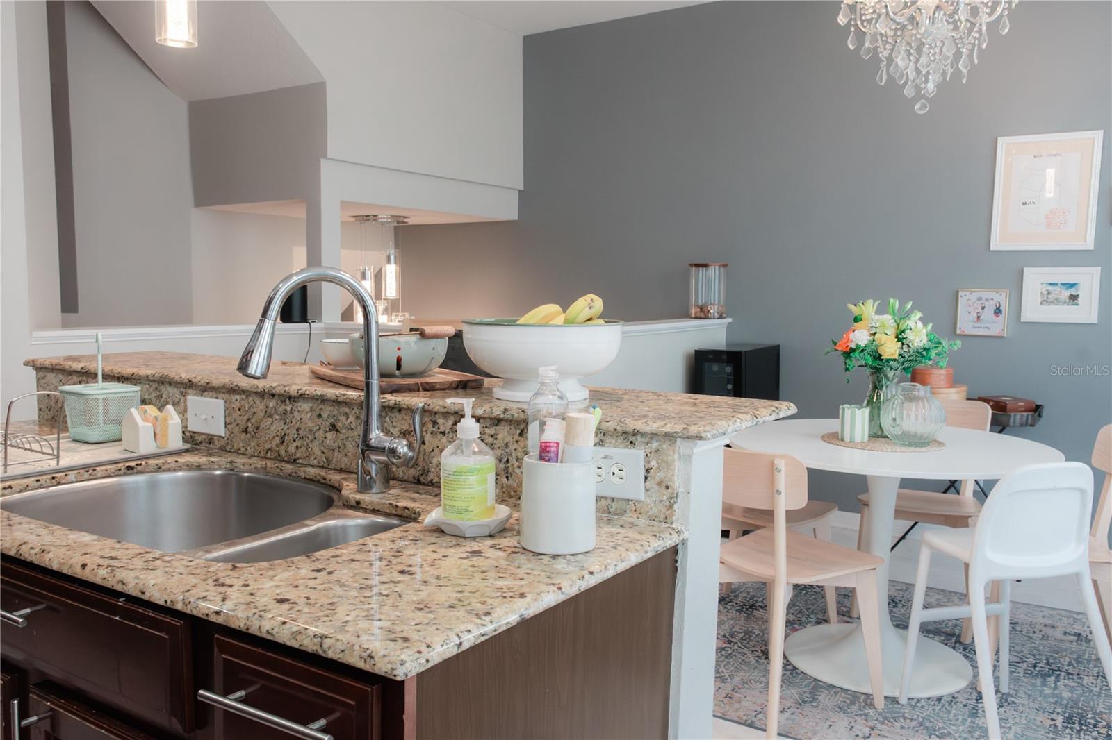 BAYSHORE POINTE TWNHM PH 2 - Residential Lease