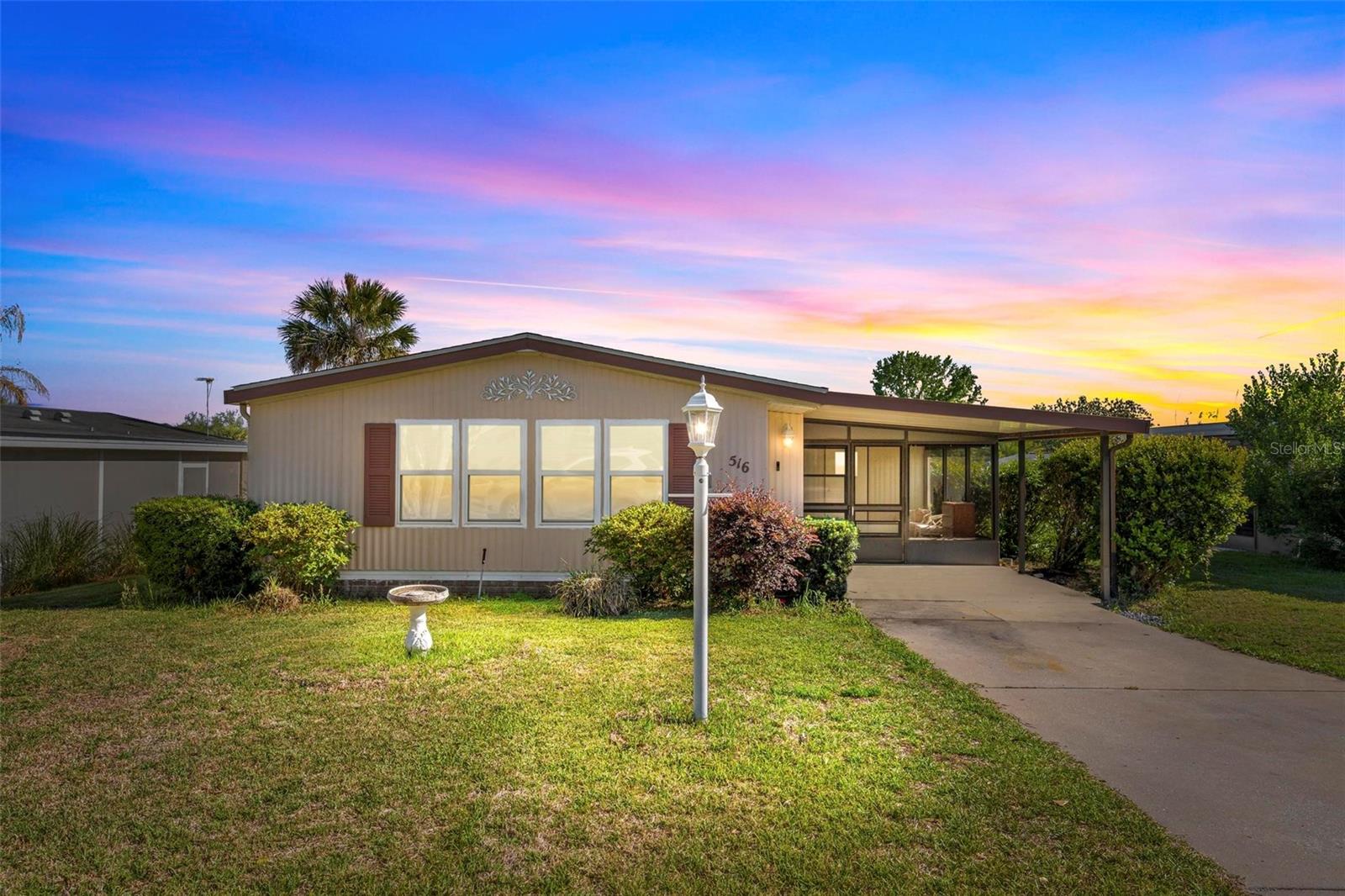 LADY LAKE ORANGE BLOSSOM GARDENS UNIT 06 - Residential