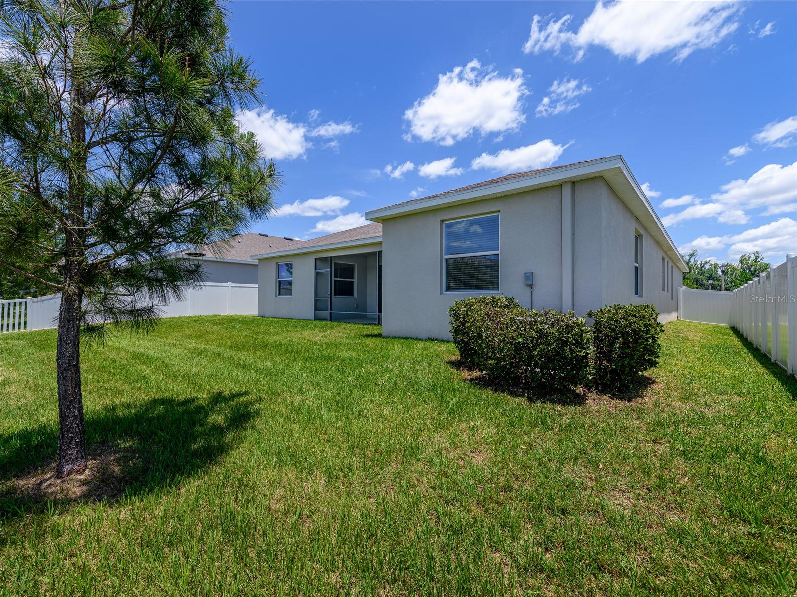 SILVERADO RANCH - Residential