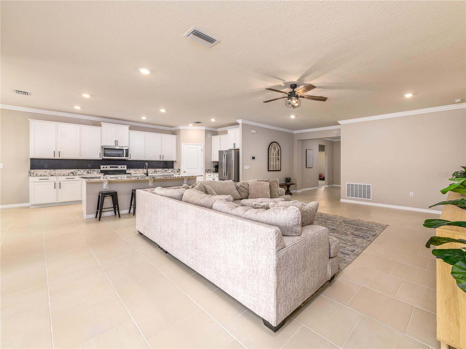 SILVERADO RANCH - Residential