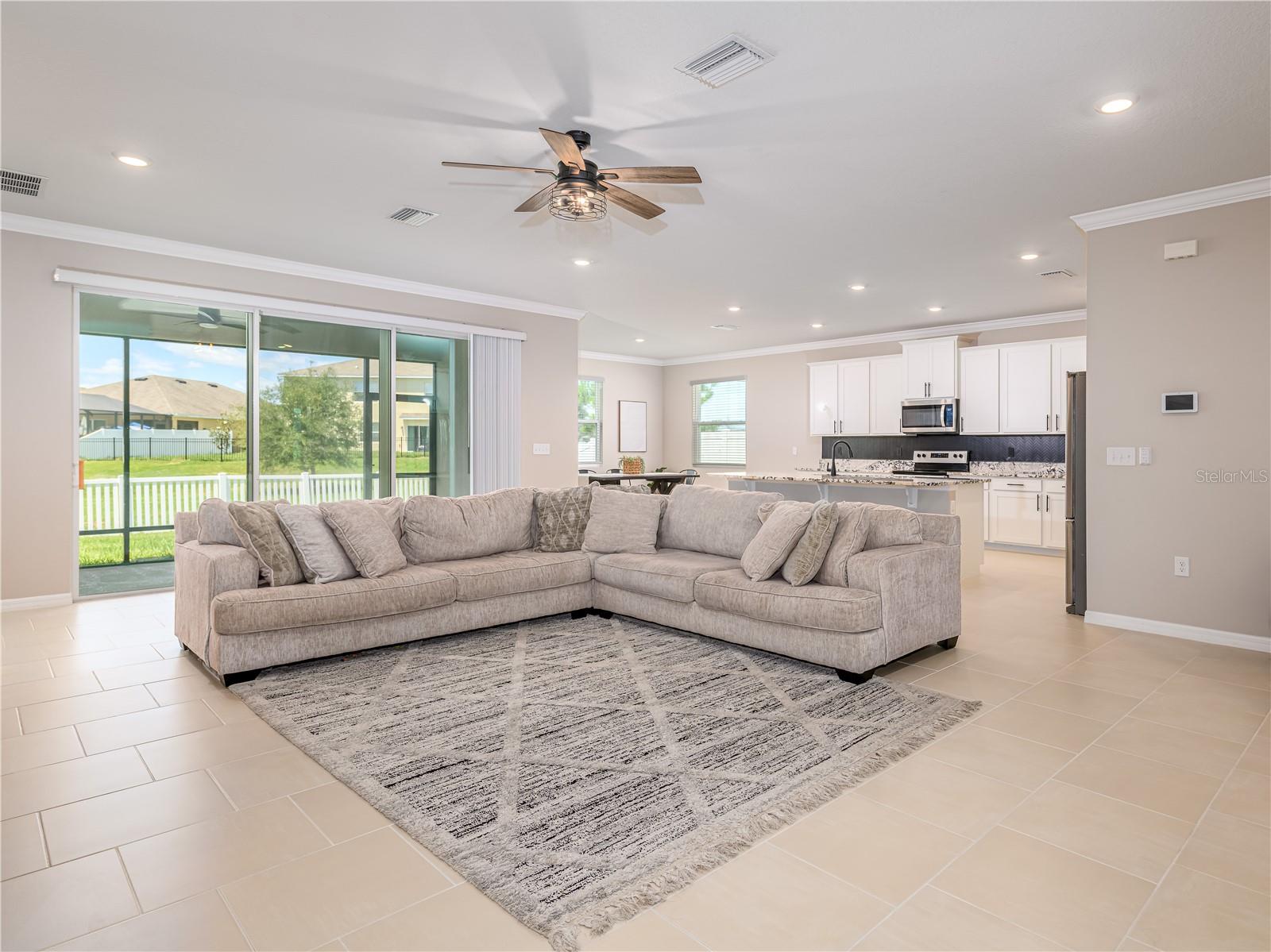 SILVERADO RANCH - Residential