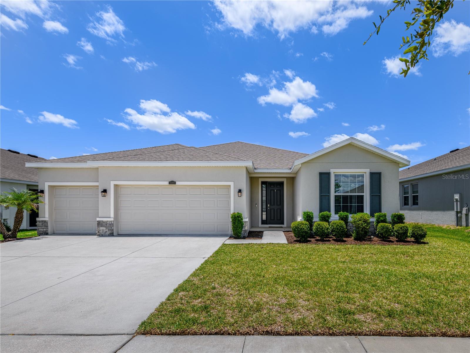 SILVERADO RANCH - Residential
