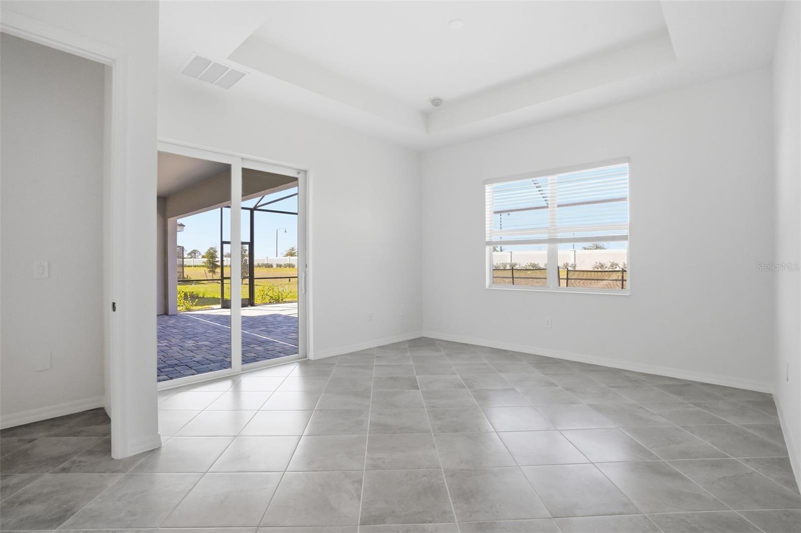 WELLEN PARK GOLF & COUNTRY CLUB - Residential